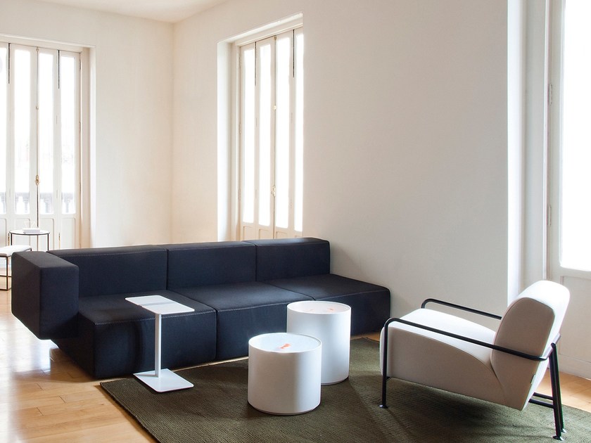 乐竞平台 - 坐具|沙发|办公家具|设计师家具|Colubi 扶手椅/沙发椅