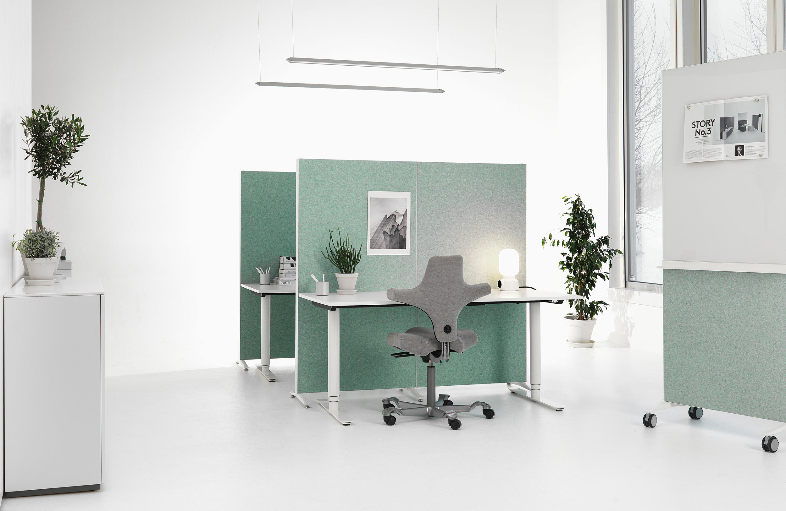 [乐竞平台 - 附件|屏风|办公家具|设计师家具|Alumi Combi屏幕屏风]