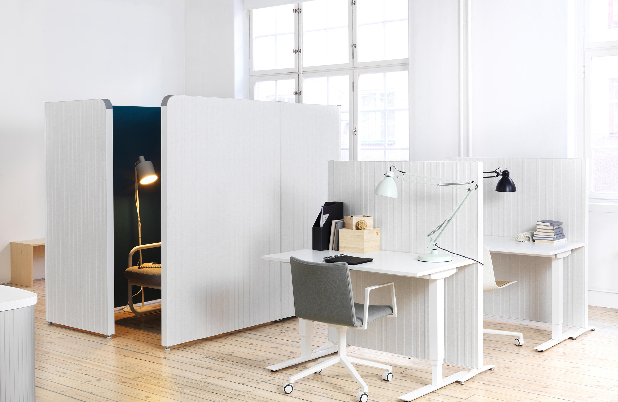 乐竞平台 - 附件|屏风|办公家具|设计师家具|Alumi Combi屏幕屏风