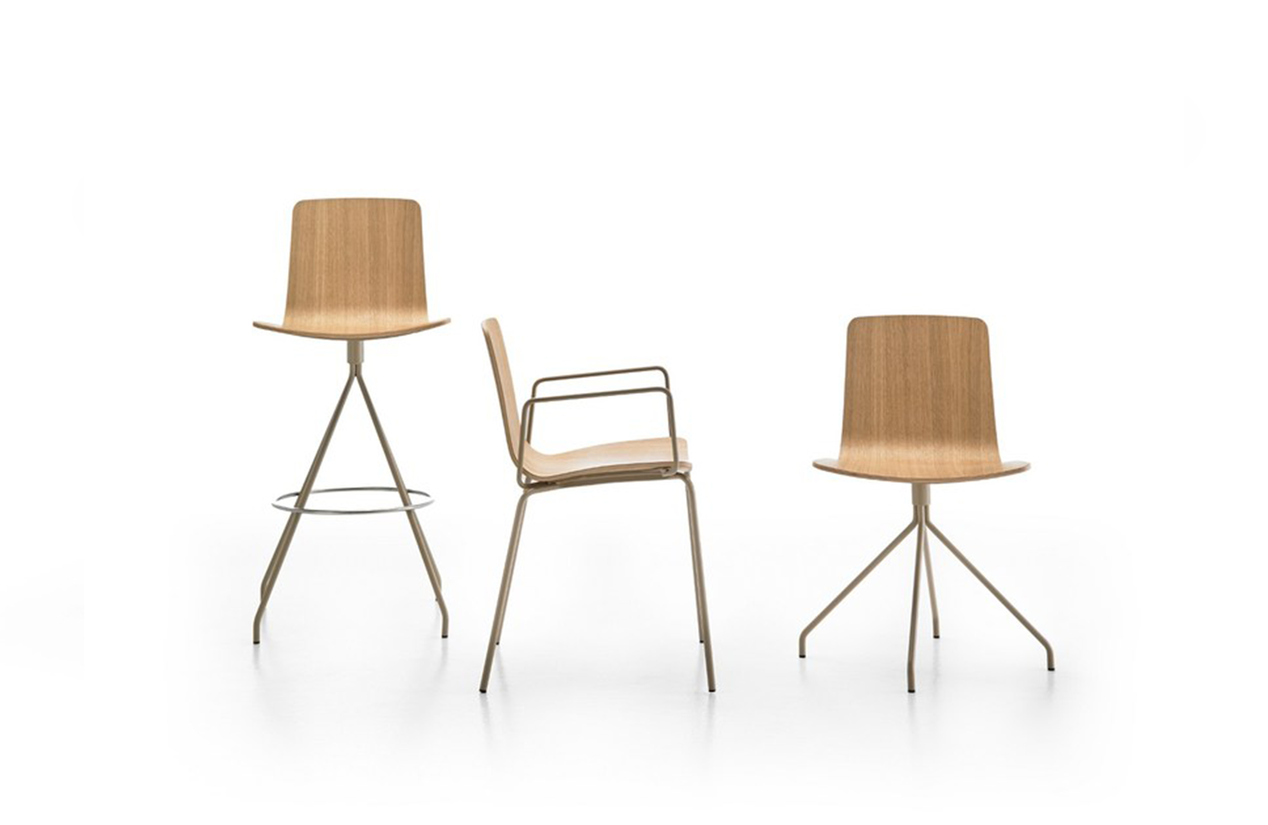 乐竞平台 - 坐具|吧椅/凳子|办公家具|设计师家具|Klip Stool 吧椅