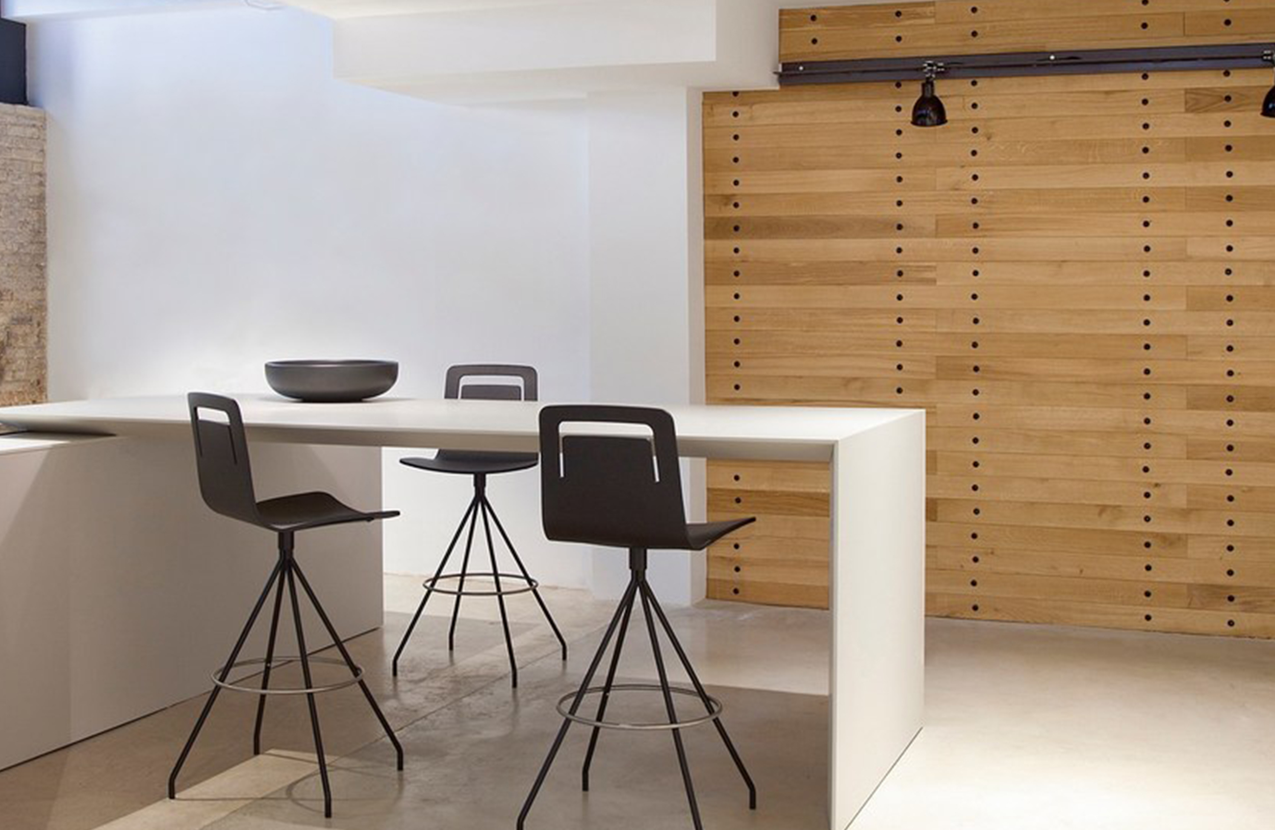 乐竞平台 - 坐具|吧椅/凳子|办公家具|设计师家具|Klip Stool 吧椅