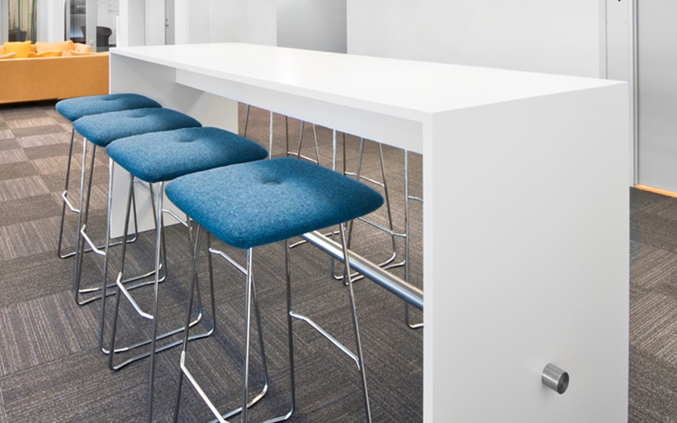 乐竞平台 - 坐具|吧椅/凳子|办公家具|设计师家具|DUNDRA  吧椅