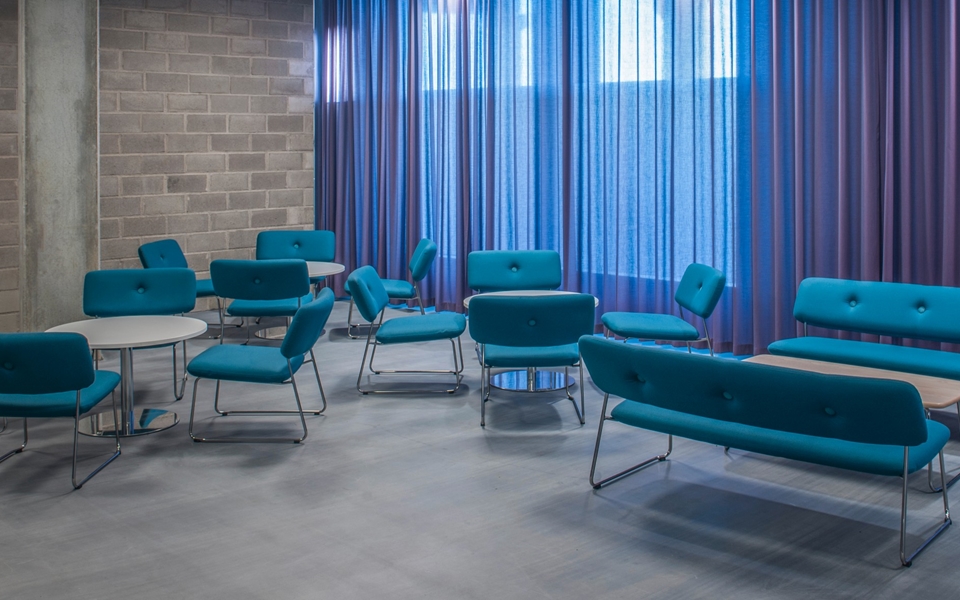 乐竞平台 - 坐具|沙发|办公家具|设计师家具|DUNDRA  沙发椅