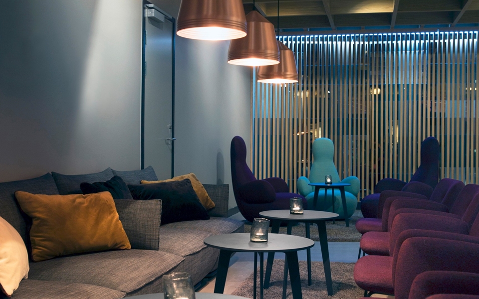 乐竞平台 - 坐具|沙发|办公家具|设计师家具|DUNDRA  沙发椅