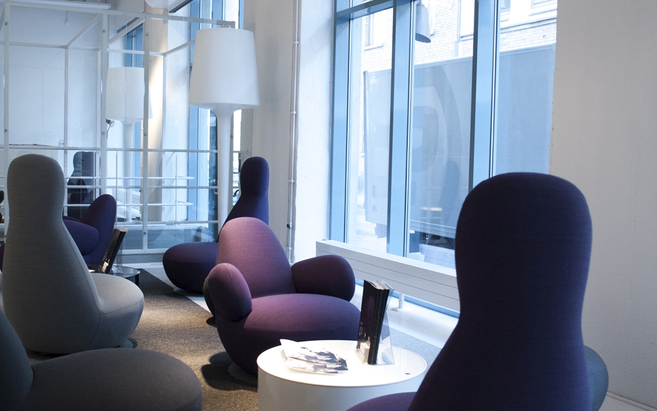 乐竞平台 - 坐具|沙发|办公家具|设计师家具|OPPO  沙发椅