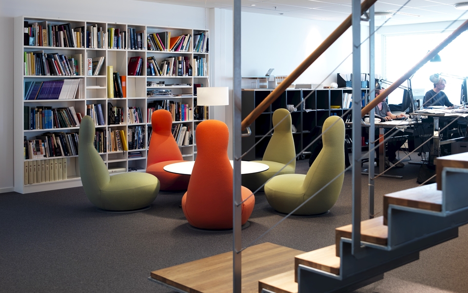 乐竞平台 - 坐具|沙发|办公家具|设计师家具|OPPO  沙发椅