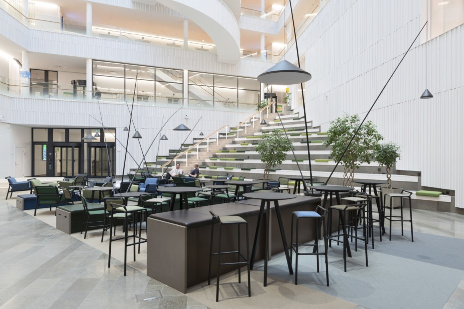 乐竞平台 - 坐具|吧椅/凳子|办公家具|设计师家具|STRAW 吧椅