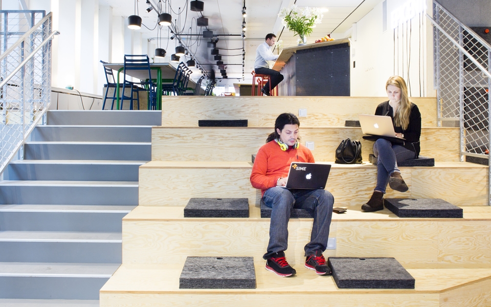 乐竞平台 - 坐具|休闲椅|办公家具|设计师家具|STRAW 休闲椅