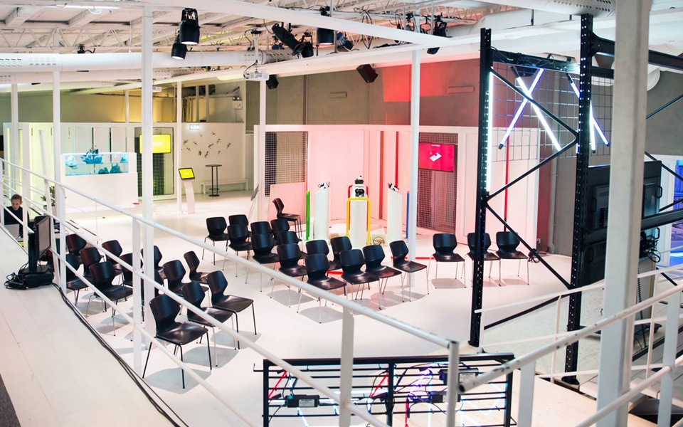 乐竞平台 - 坐具|餐椅|办公家具|设计师家具|Boo 餐椅/洽谈椅