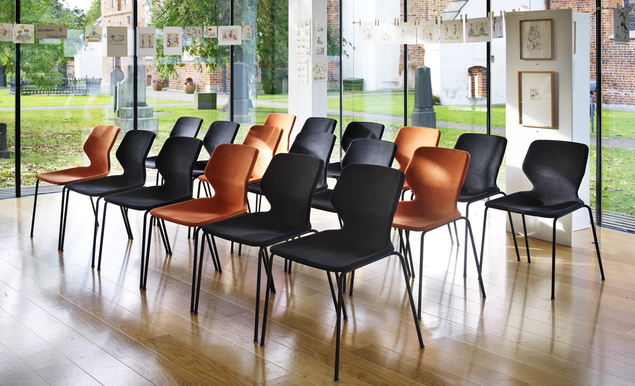 乐竞平台 - 坐具|餐椅|办公家具|设计师家具|Boo 餐椅/洽谈椅