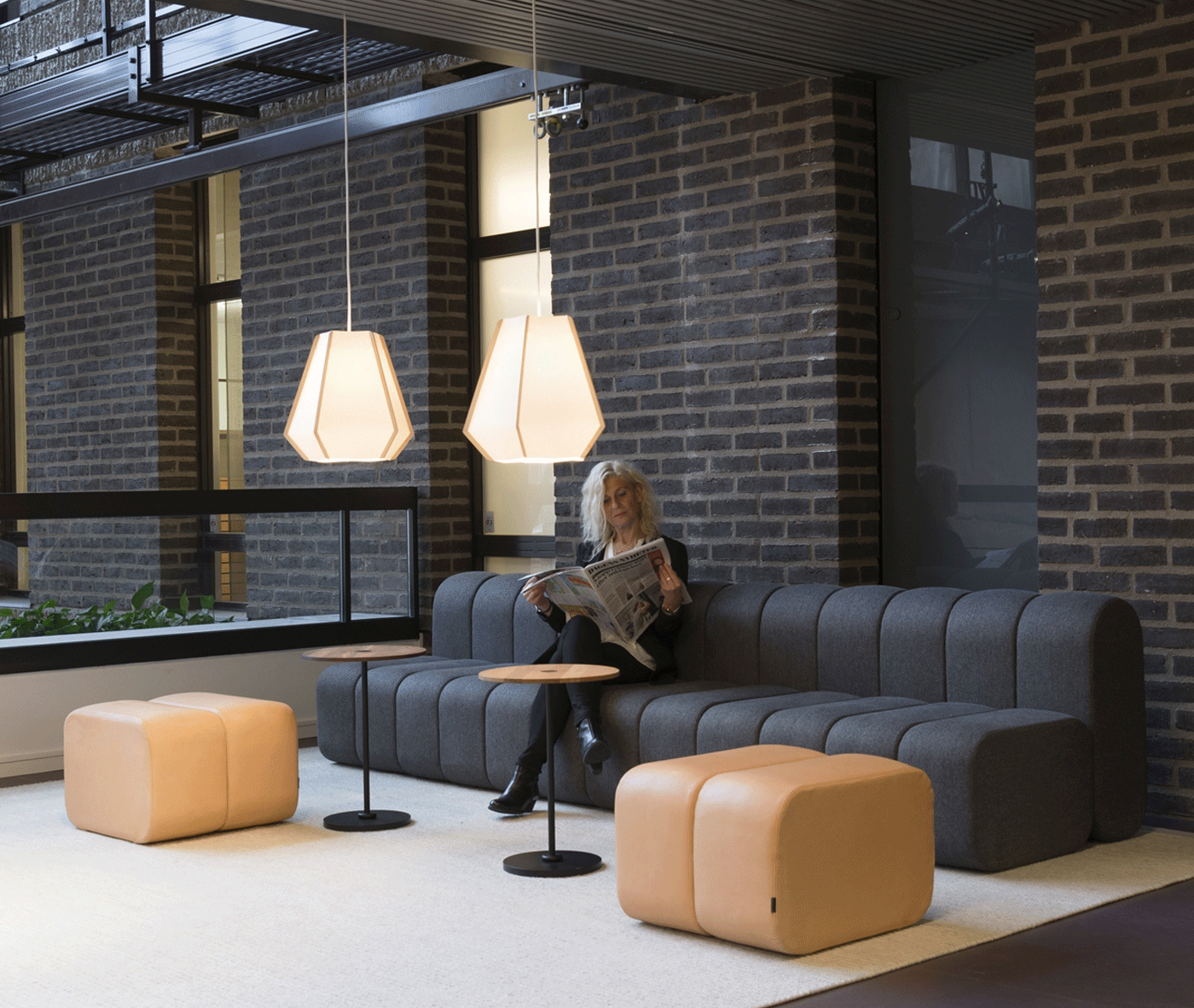 乐竞平台 - 坐具|沙发|办公家具|设计师家具|BOB  沙发