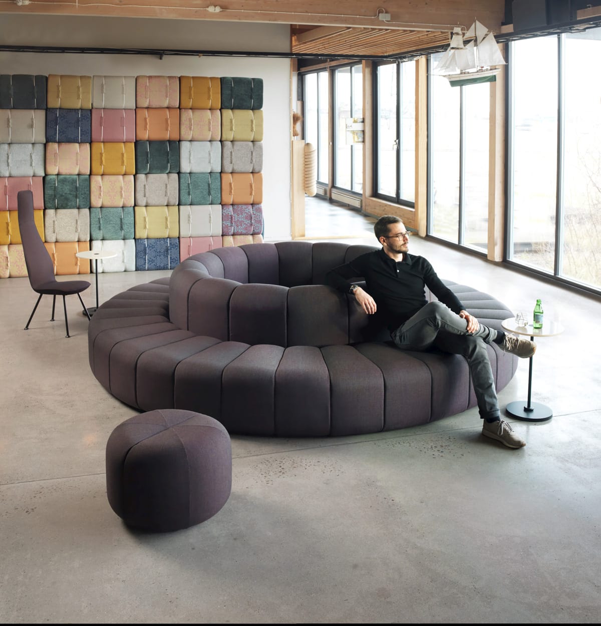 乐竞平台 - 坐具|沙发|办公家具|设计师家具|BOB  沙发