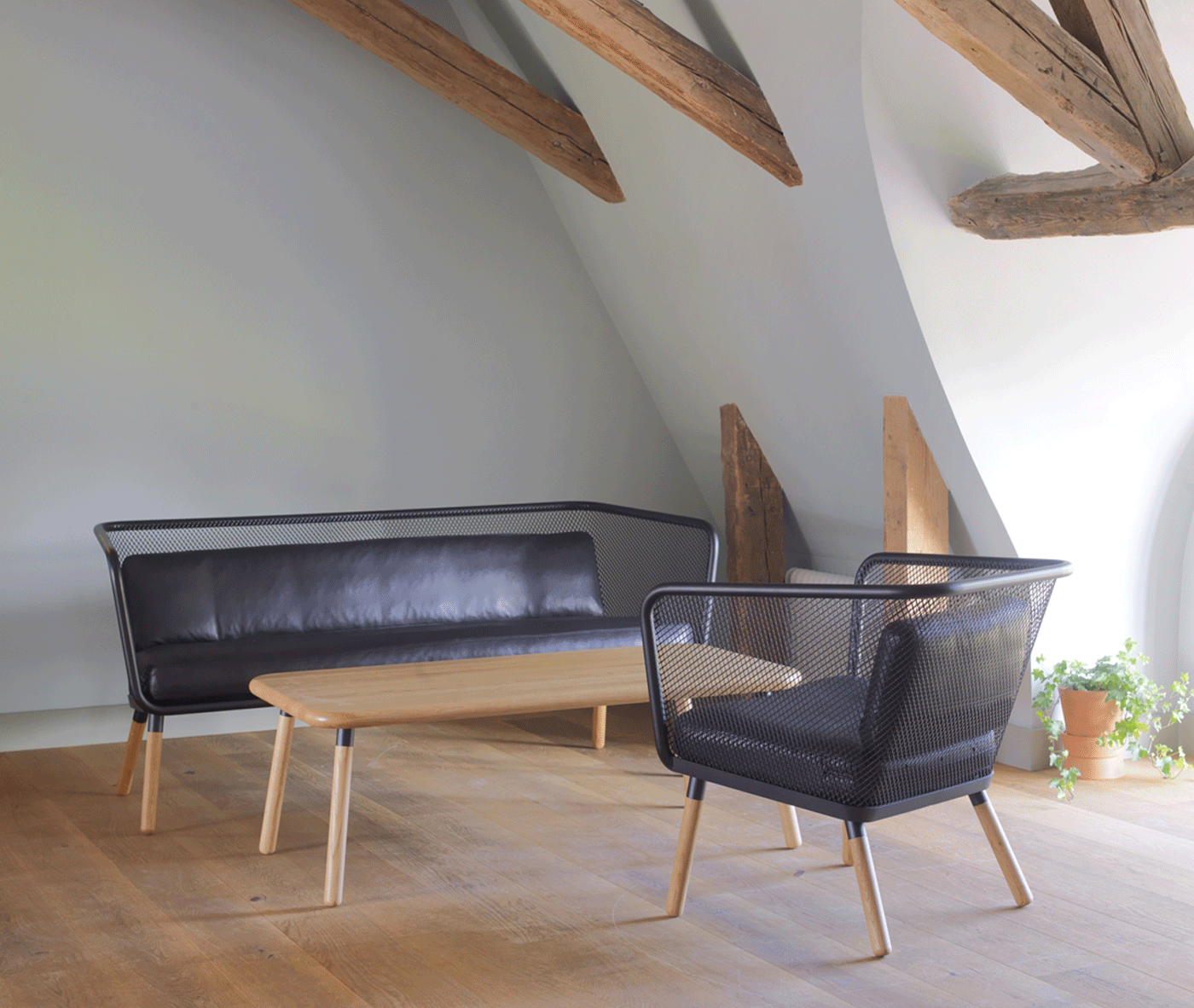 乐竞平台 - 坐具|沙发|办公家具|设计师家具|HONKEN  沙发