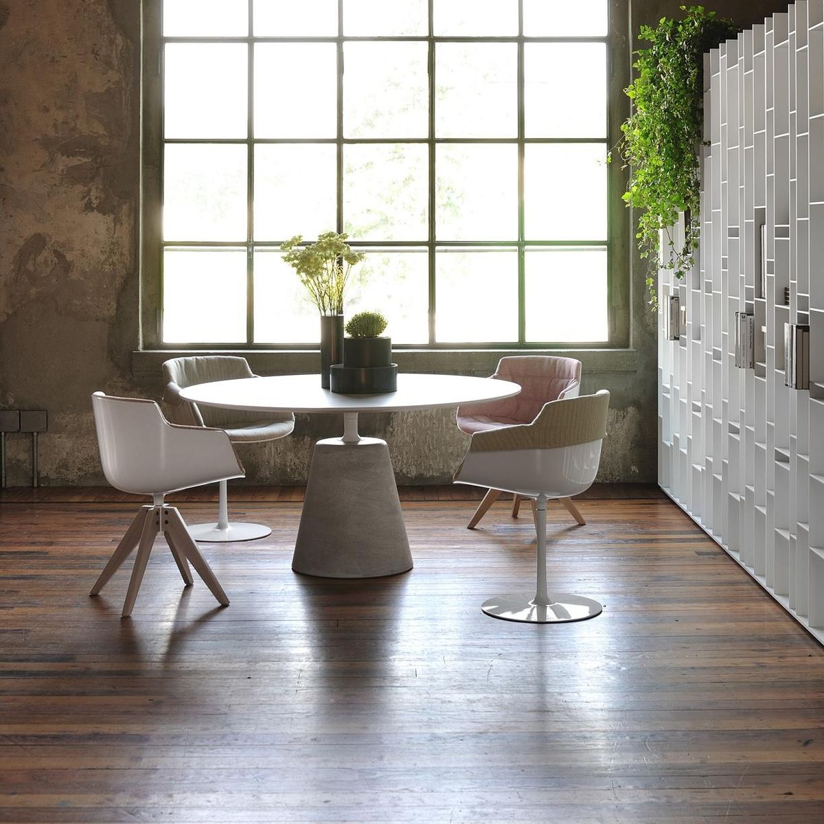 乐竞平台 - 坐具|餐椅|办公家具|设计师家具|FLOW SLIM COLOR  洽谈椅/餐椅