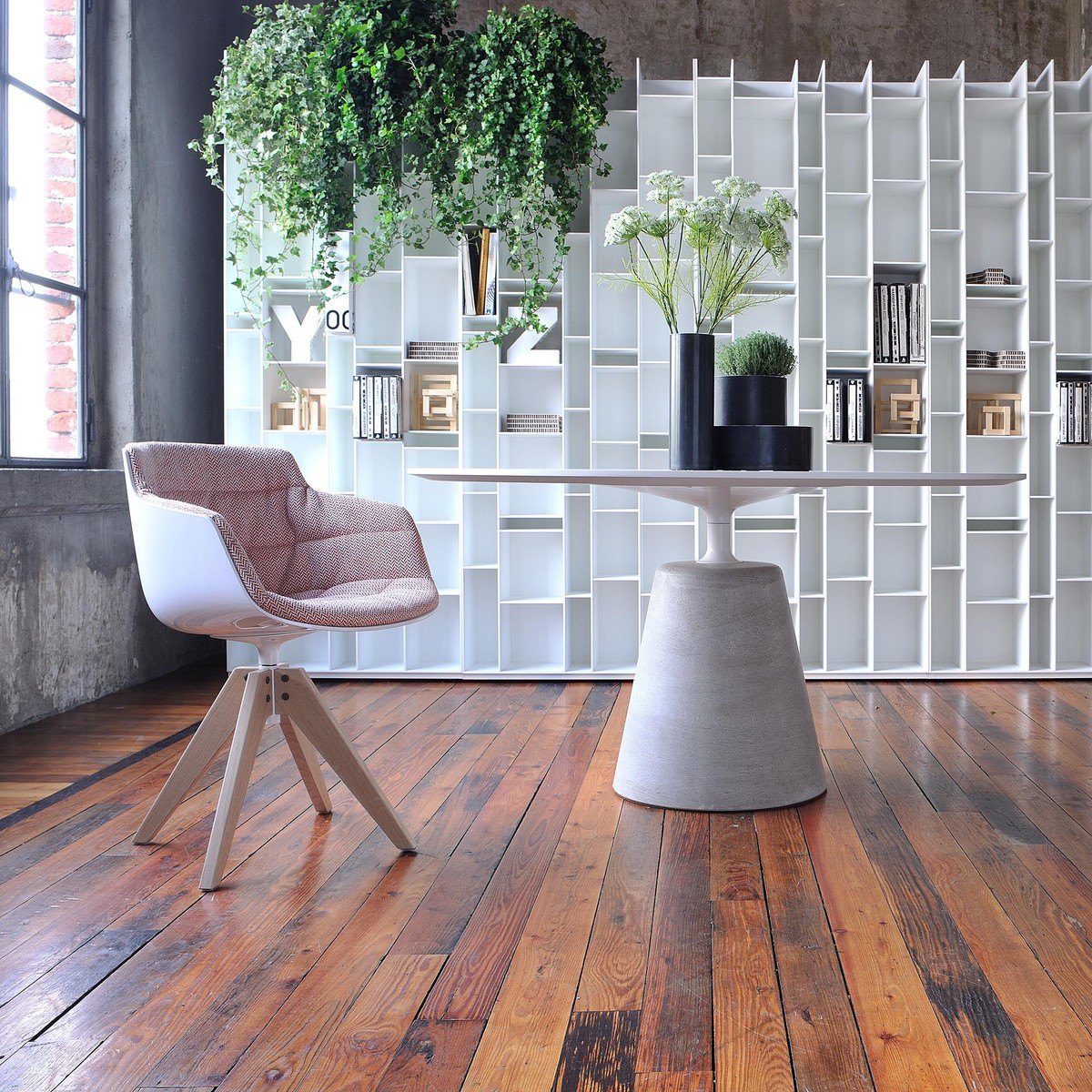 乐竞平台 - 坐具|餐椅|办公家具|设计师家具|FLOW SLIM COLOR  洽谈椅/餐椅