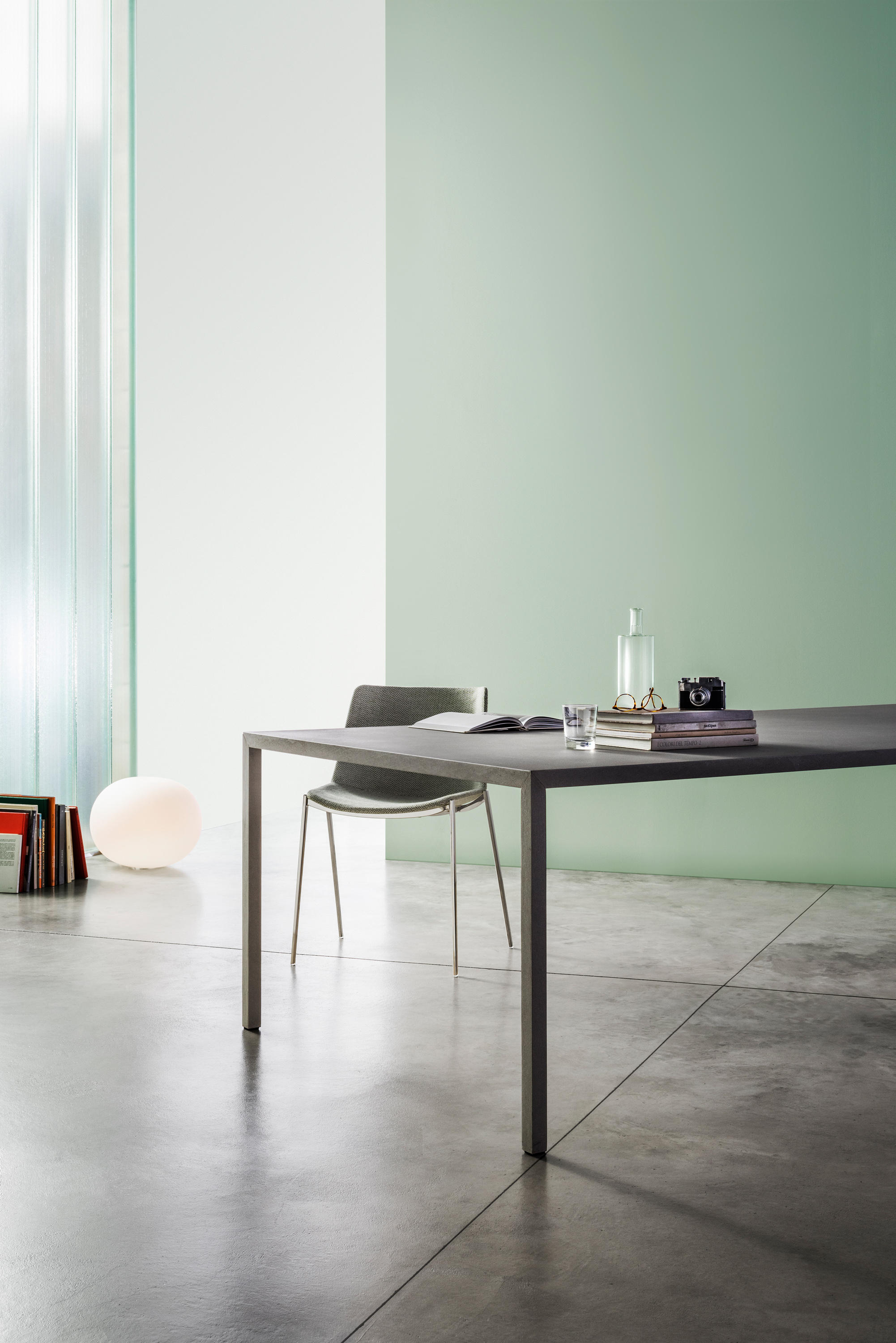 乐竞平台 - 坐具|餐椅|办公家具|设计师家具|AIKU 洽谈椅/餐椅