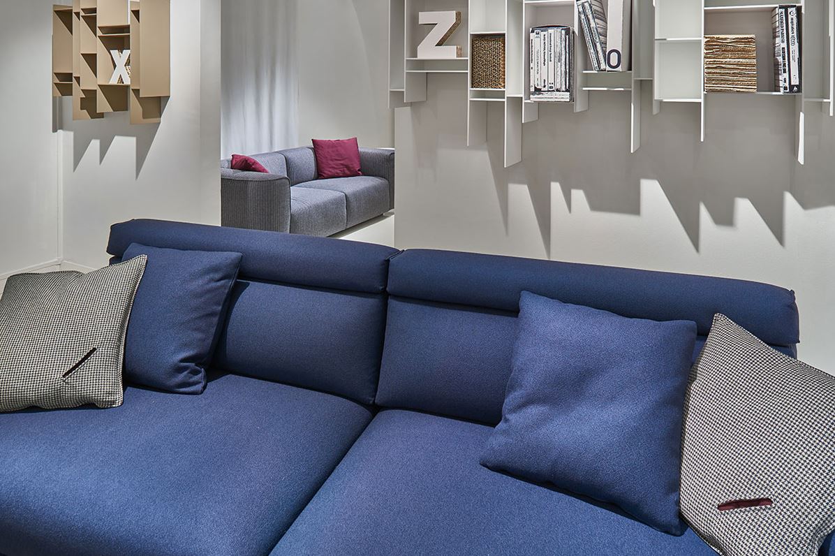 乐竞平台 - 坐具|沙发|办公家具|设计师家具|HARA 沙发