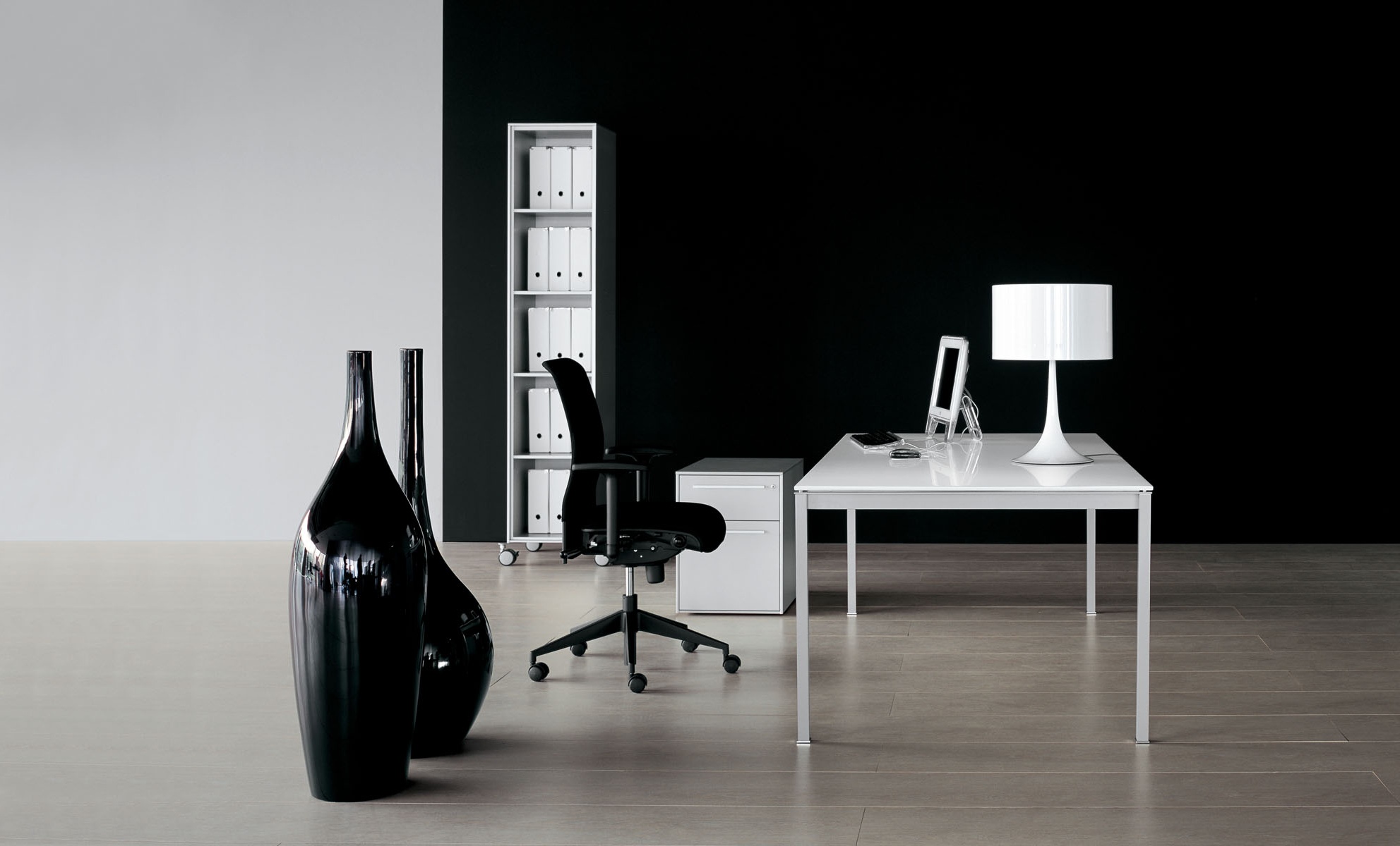 办公台|时尚大班台|办公家具|设计师家具|Corium 真皮