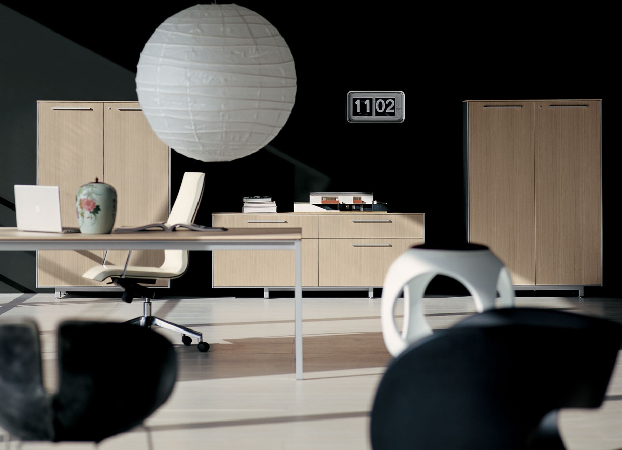 办公台|时尚大班台|办公家具|设计师家具|Corium 真皮
