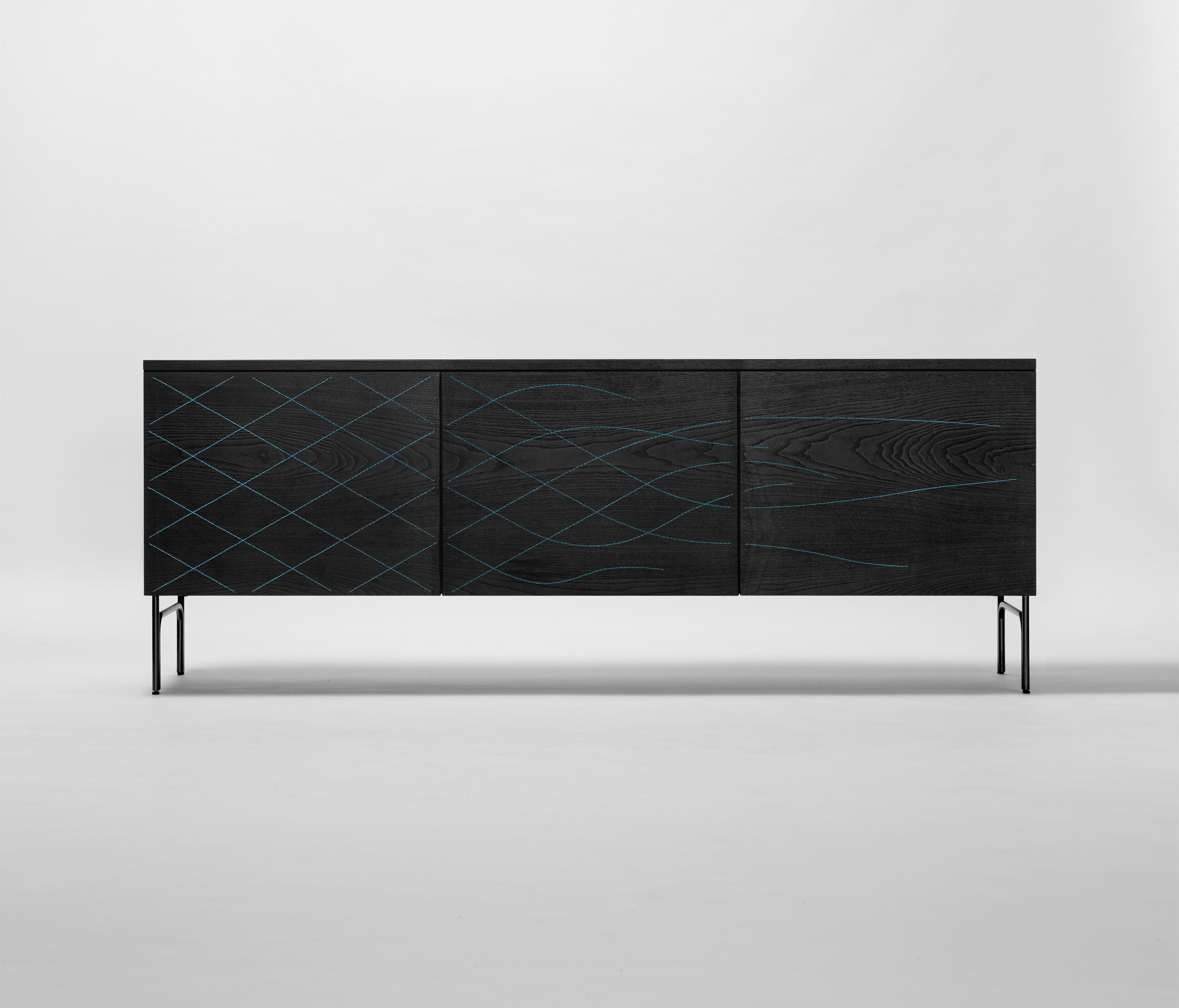 乐竞平台 - 储物|装饰架|办公家具|设计师家具|Couture 餐边柜/装饰柜