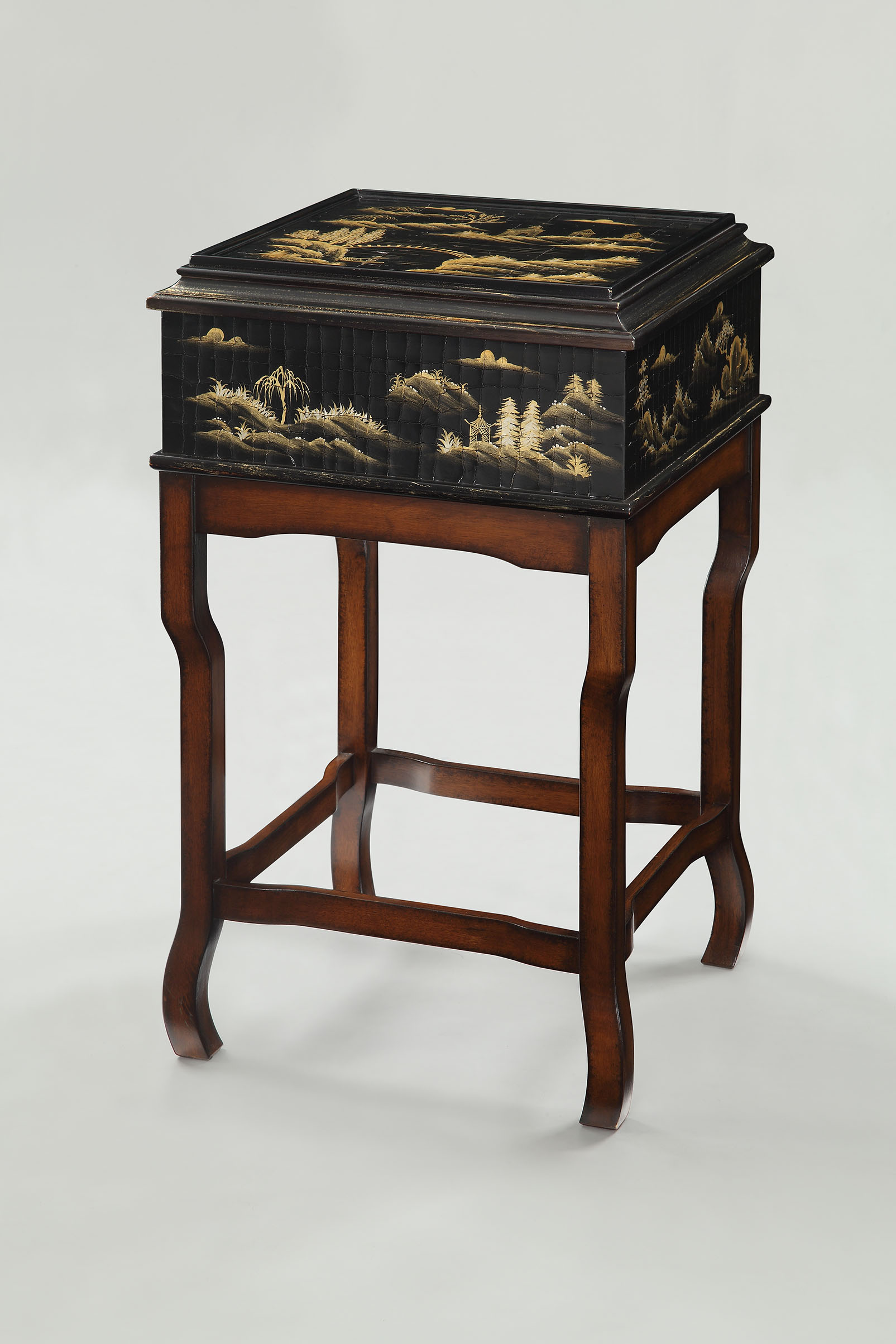 [乐竞平台 - 桌几|茶几/边几|办公家具|设计师家具|海明威方茶几]