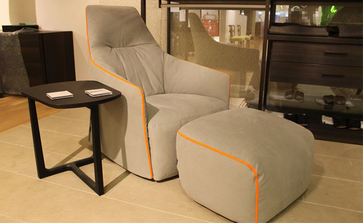 乐竞平台 - 坐具|吧椅/凳子|办公家具|设计师家具|圣莫尼卡脚踏