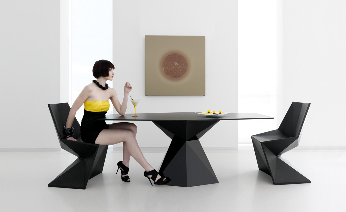 乐竞平台 - 坐具|餐椅|办公家具|设计师家具|菱形椅