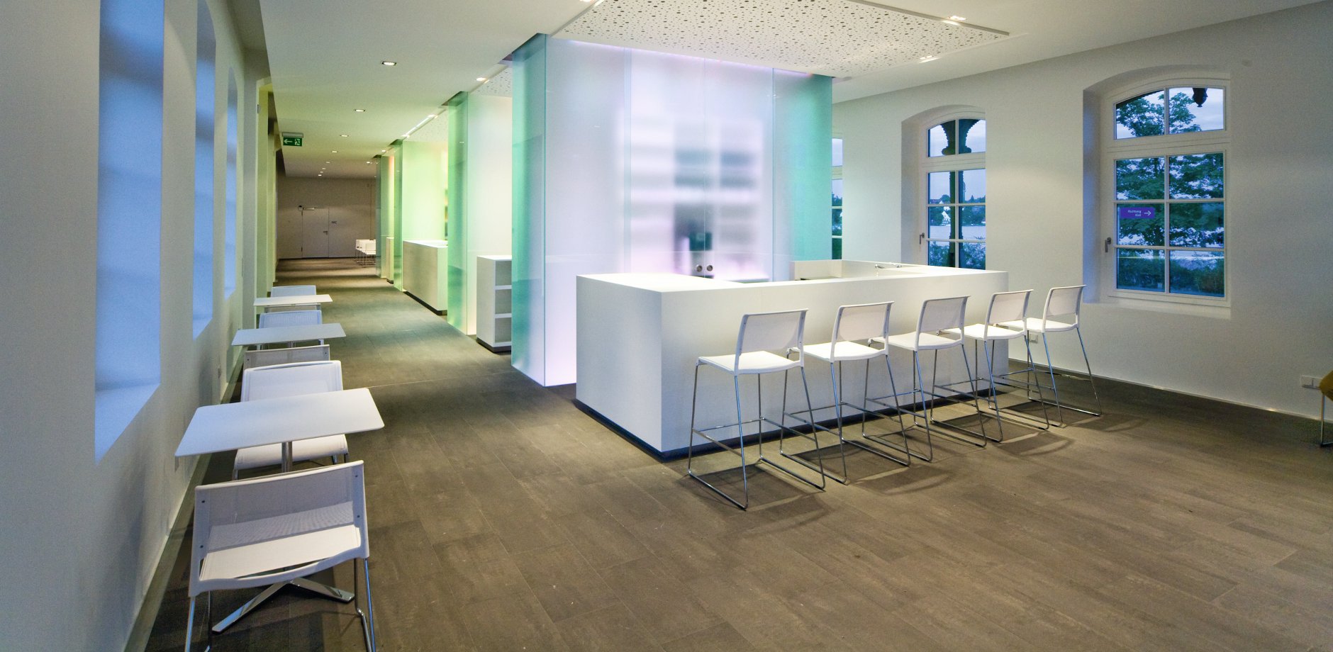 乐竞平台 - 坐具|吧椅/凳子|办公家具|设计师家具|艾琳230/5 吧椅