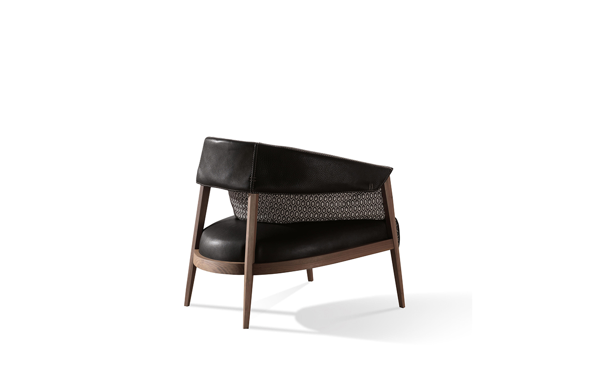 乐竞平台 - 坐具|休闲椅|办公家具|设计师家具|丽莎扶手椅