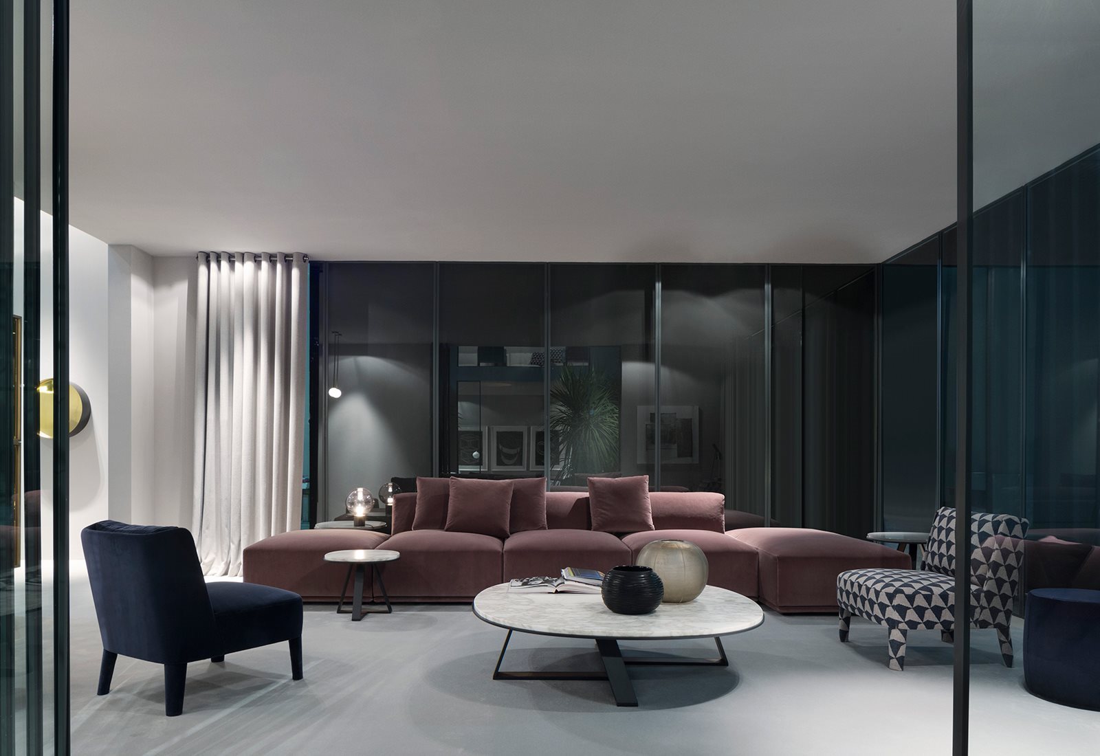 乐竞平台 - 桌几|茶几/边几|办公家具|设计师家具|贾德圆茶几