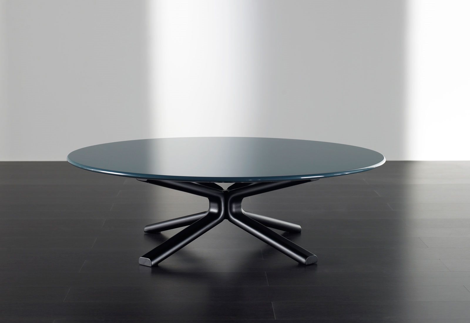 乐竞平台 - 桌几|茶几/边几|办公家具|设计师家具|米勒