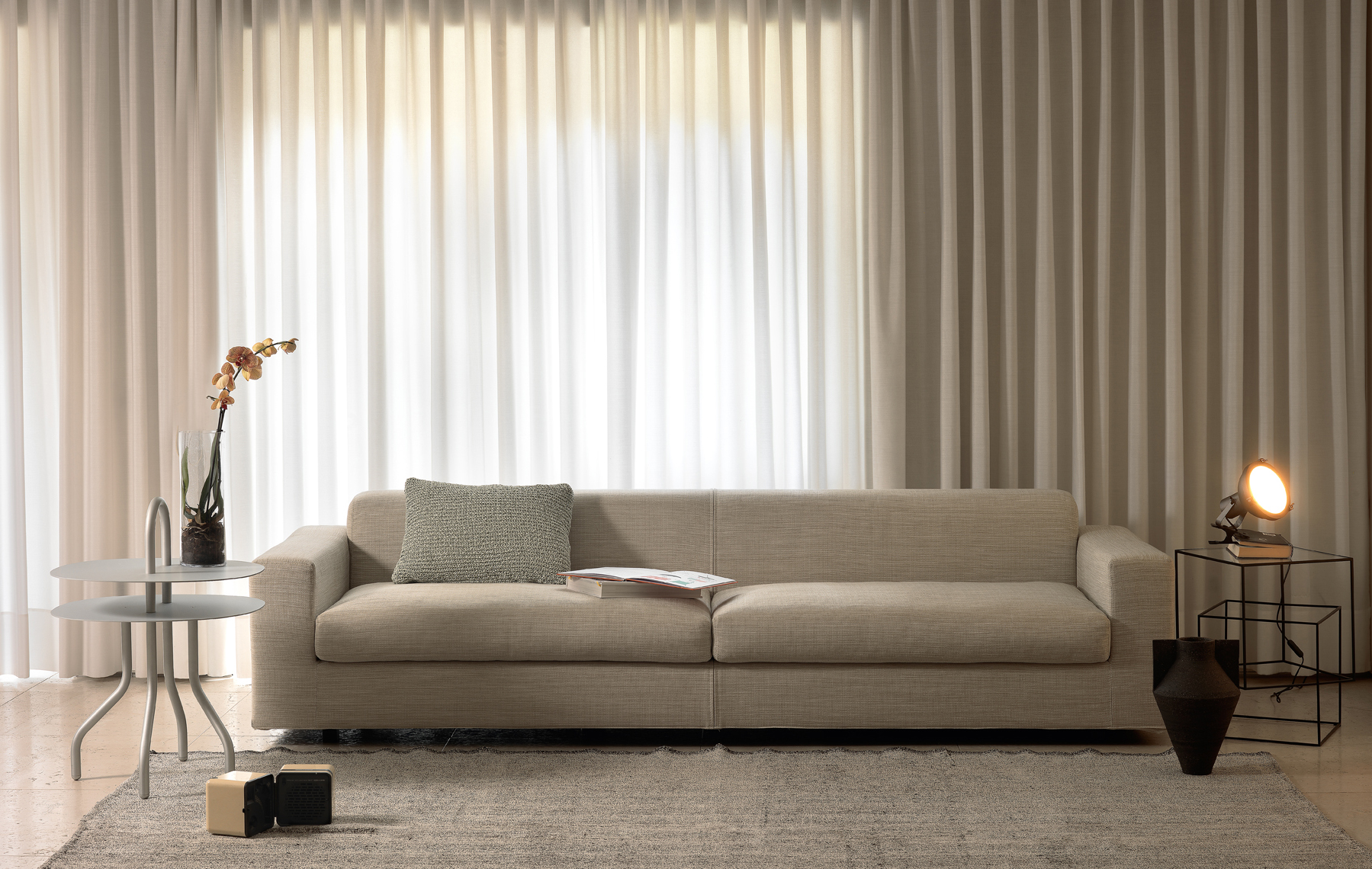 乐竞平台 - 桌几|茶几/边几|办公家具|设计师家具|插座和塔