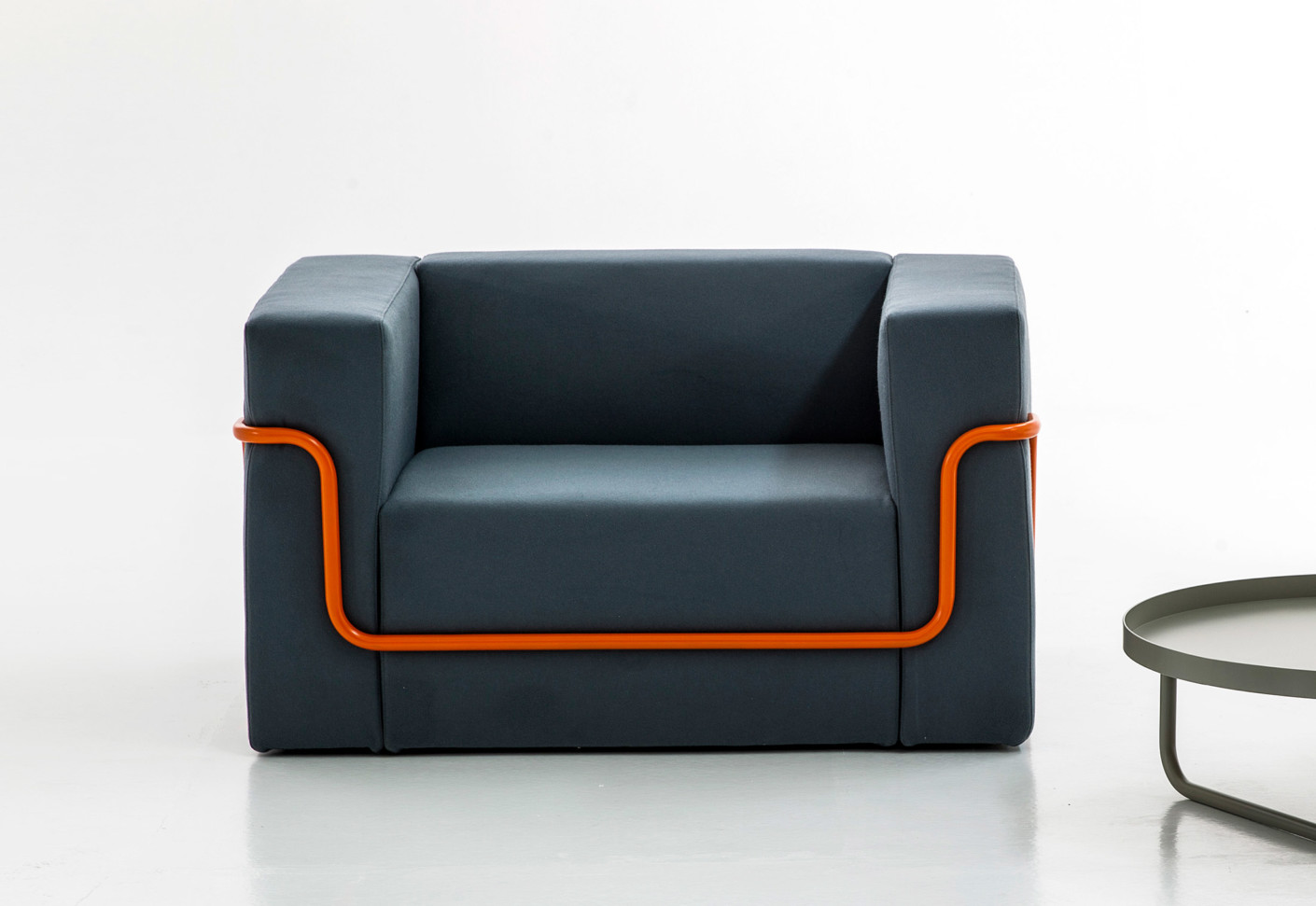 乐竞平台 - 坐具|沙发|办公家具|设计师家具|管道沙发