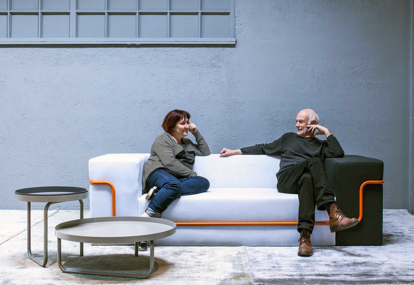 乐竞平台 - 坐具|沙发|办公家具|设计师家具|管道沙发