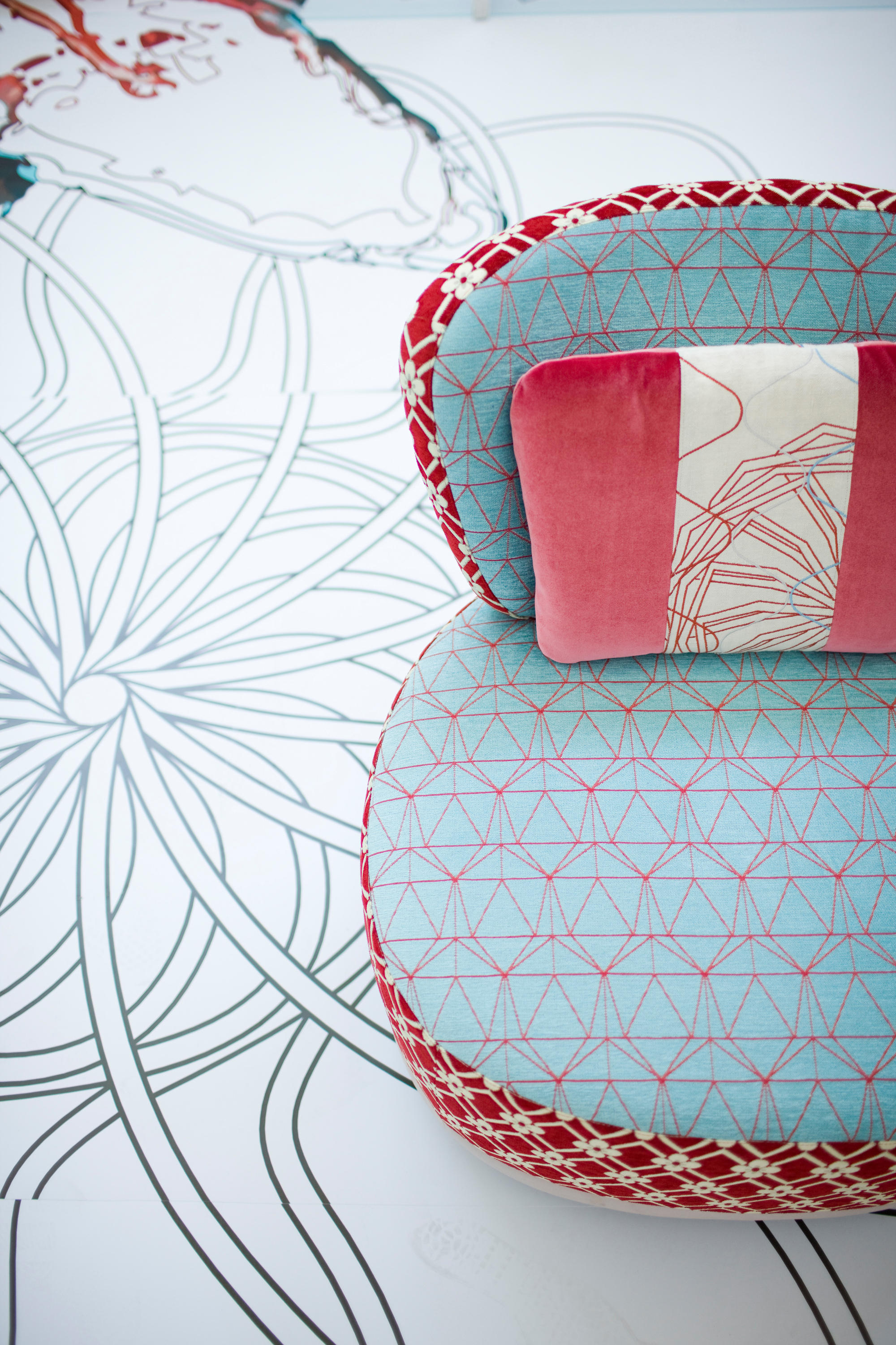 乐竞平台 - 坐具|休闲椅|办公家具|设计师家具|Juju扶手椅