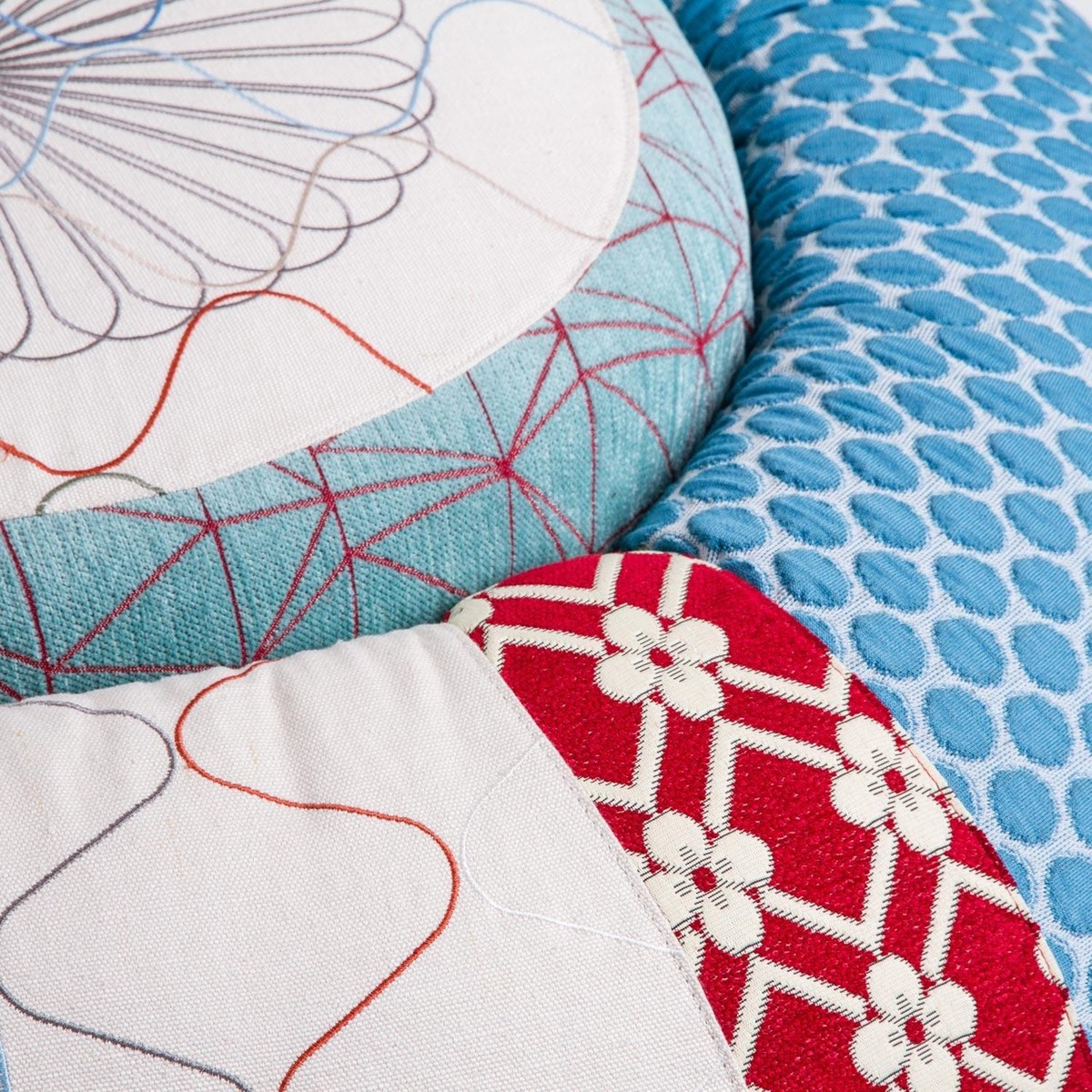 乐竞平台 - 坐具|吧椅/凳子|办公家具|设计师家具|甜甜圈圆墩