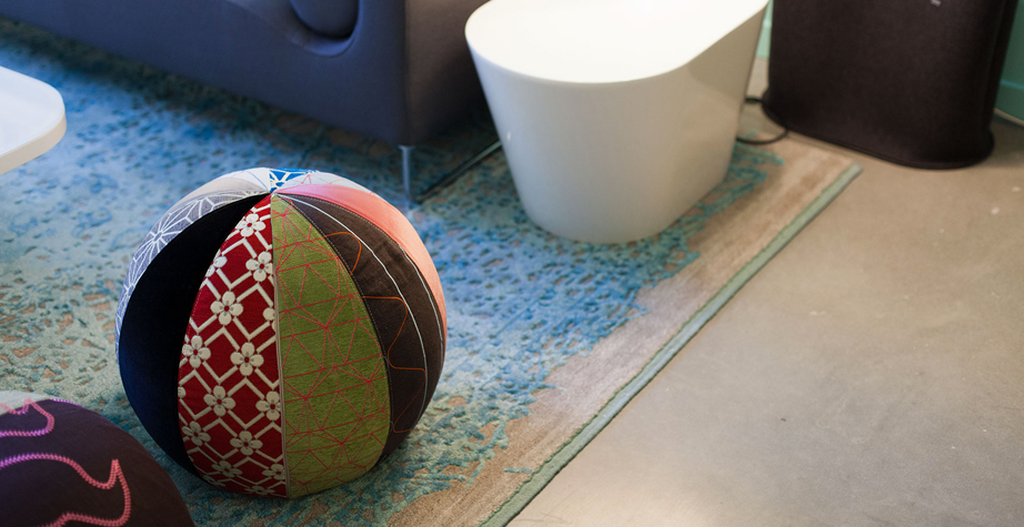 乐竞平台 - 坐具|吧椅/凳子|办公家具|设计师家具|欢乐圆墩