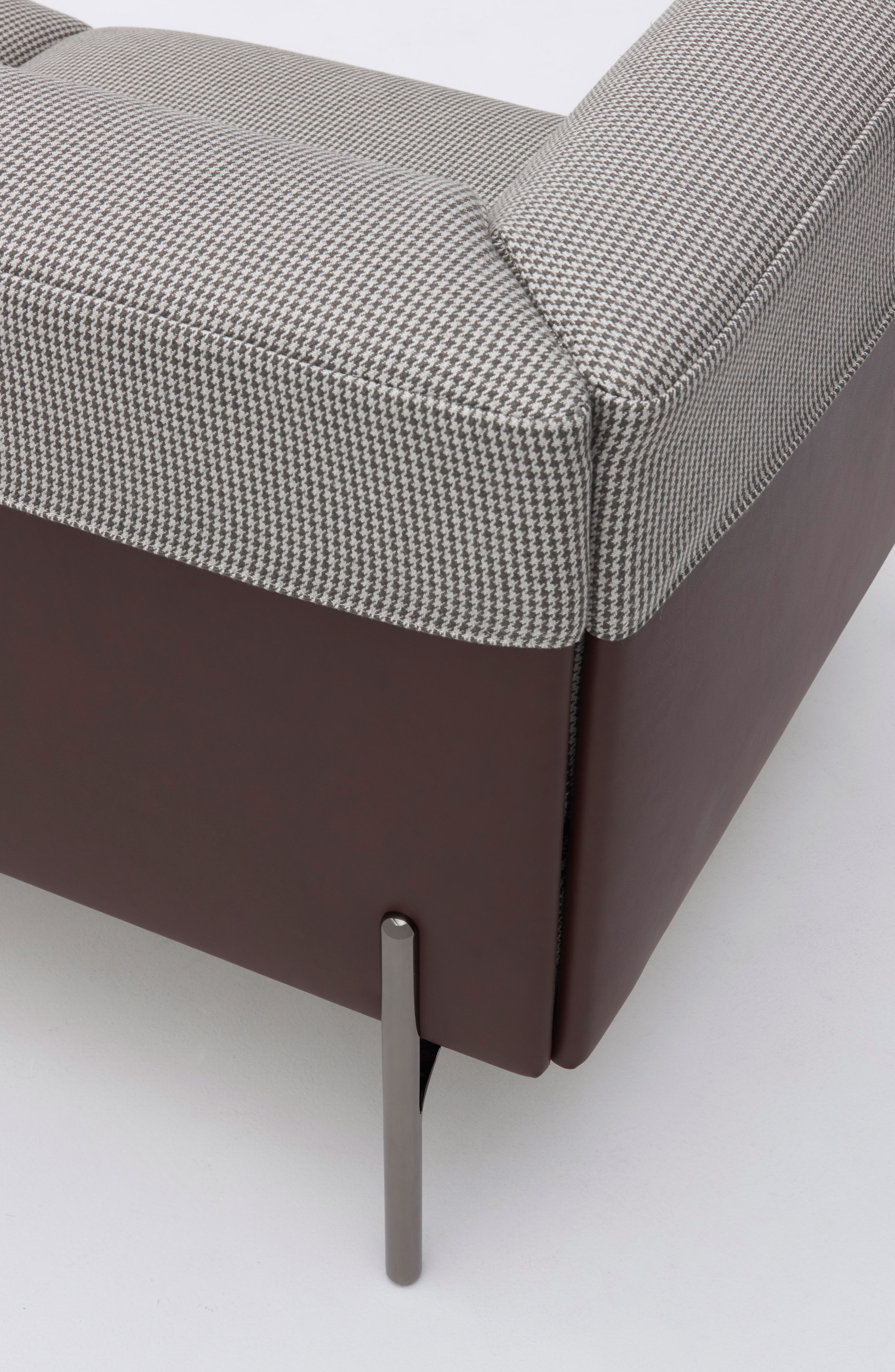 乐竞平台 - 坐具|沙发|办公家具|设计师家具|帕尔默沙发