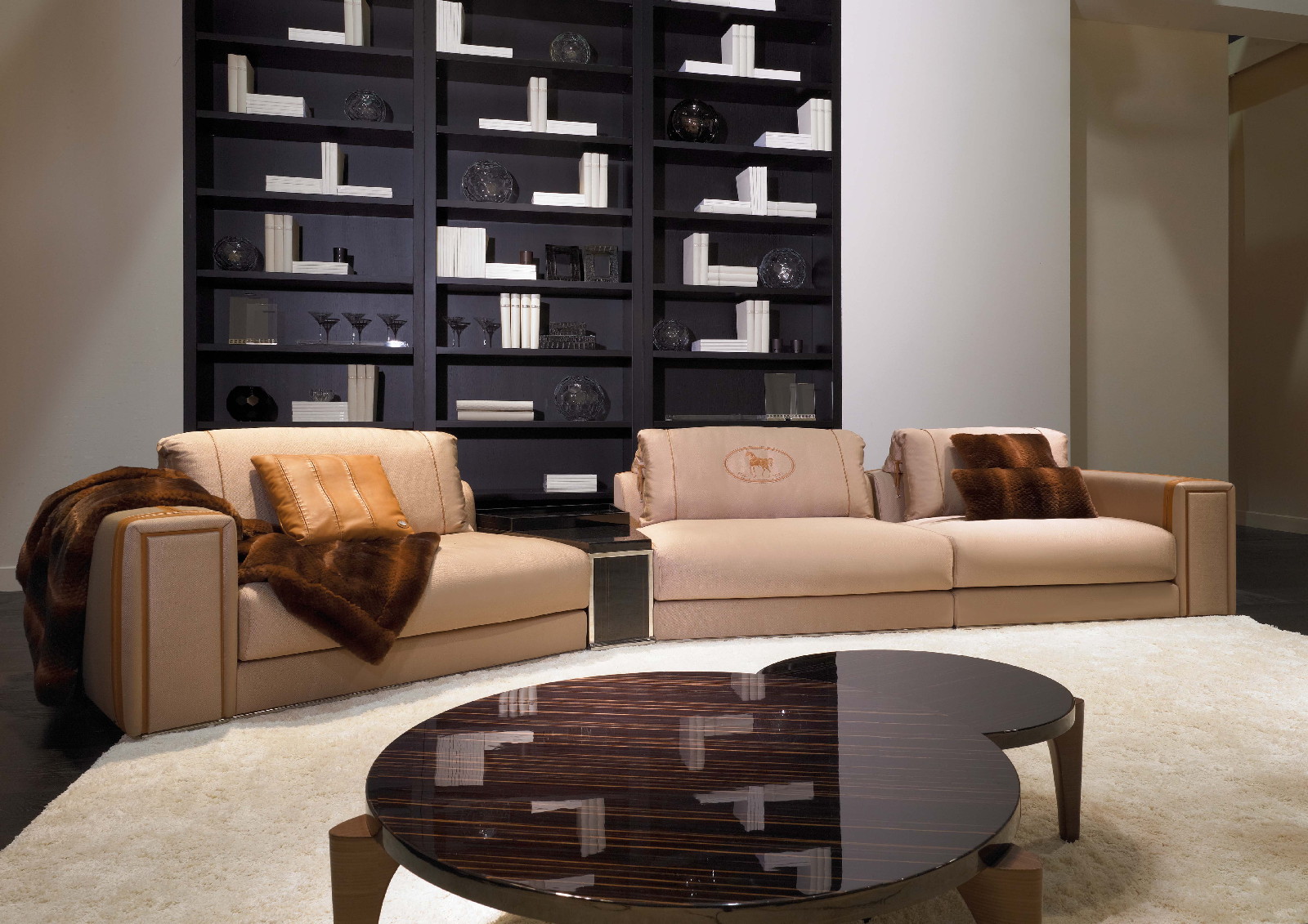 乐竞平台 - 坐具|沙发|办公家具|设计师家具|首映沙发