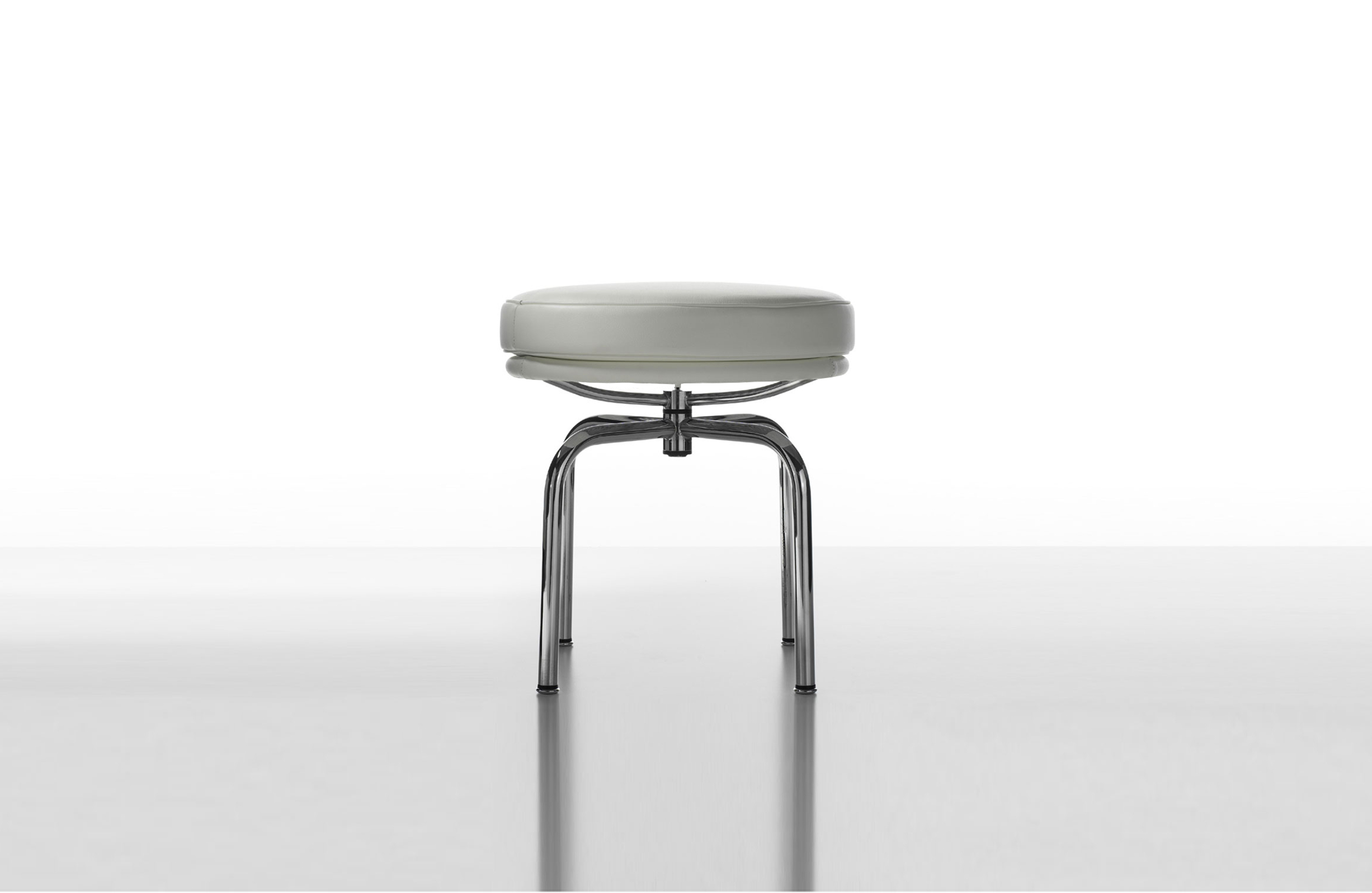 乐竞平台 - 坐具|休闲椅|办公家具|设计师家具|528印度支那椅