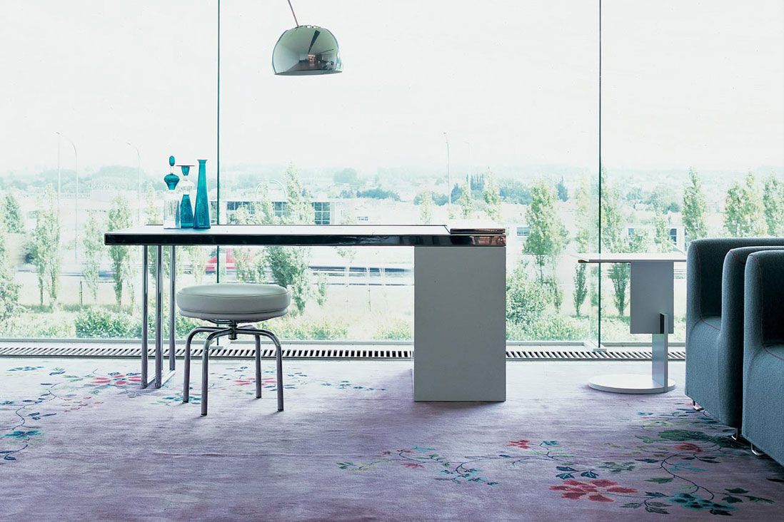 乐竞平台 - 坐具|休闲椅|办公家具|设计师家具|528印度支那椅