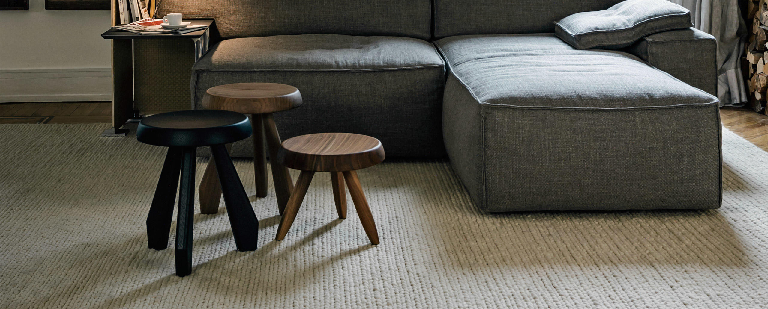 乐竞平台 - 坐具|吧椅/凳子|办公家具|设计师家具|梅瑞贝尔矮凳