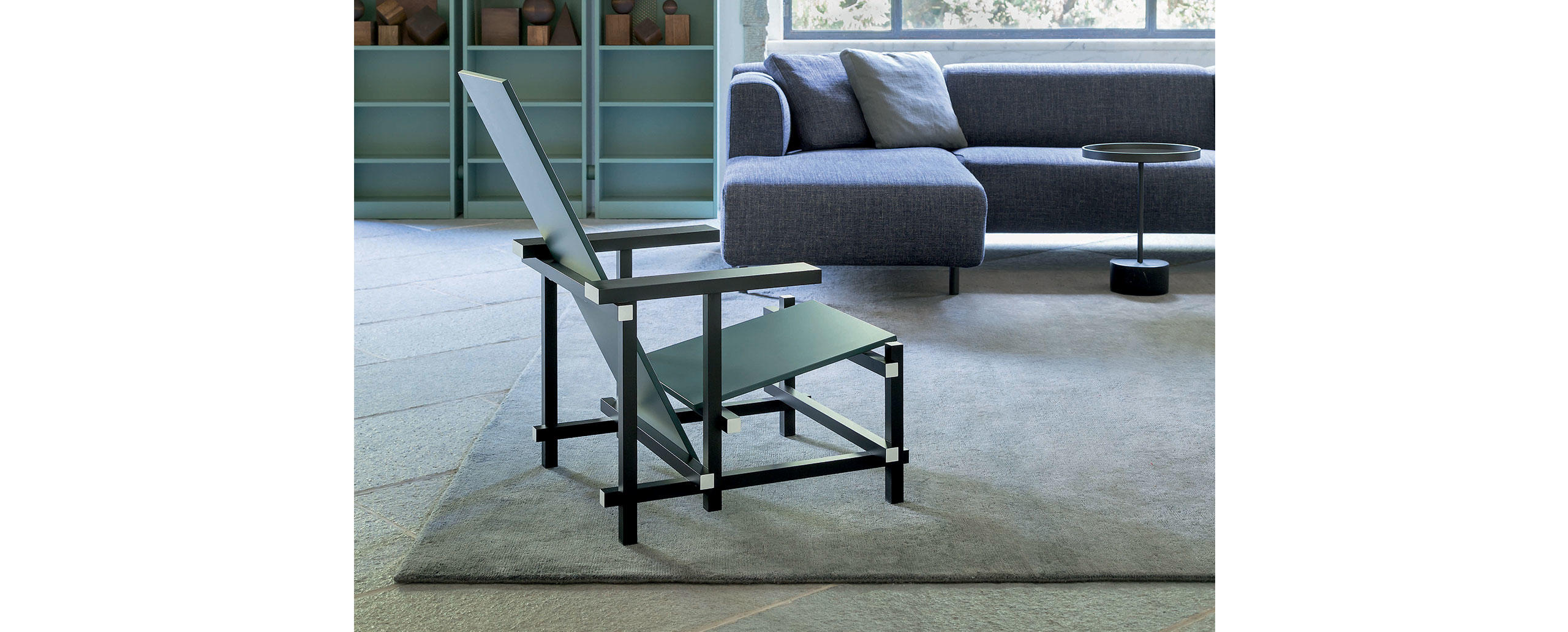 乐竞平台 - 坐具|休闲椅|办公家具|设计师家具|635红蓝椅