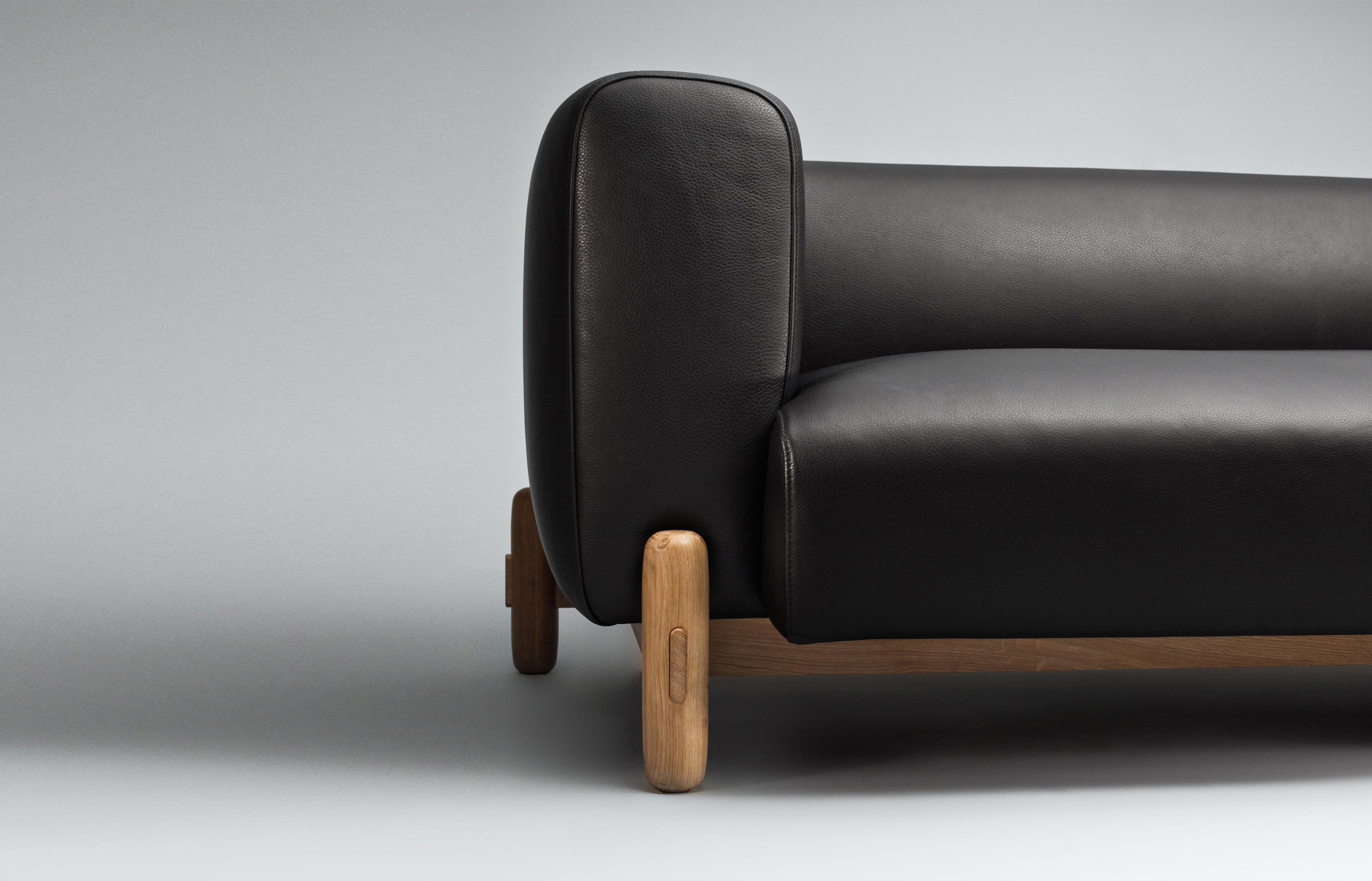 乐竞平台 - 坐具|沙发|办公家具|设计师家具|马克沙发