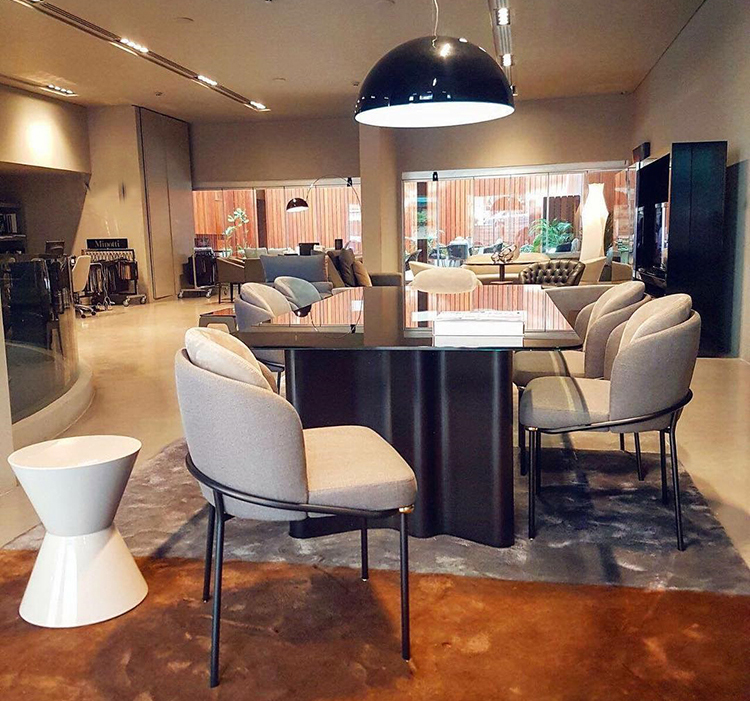 乐竞平台 - 坐具|餐椅|办公家具|设计师家具|黑线餐椅