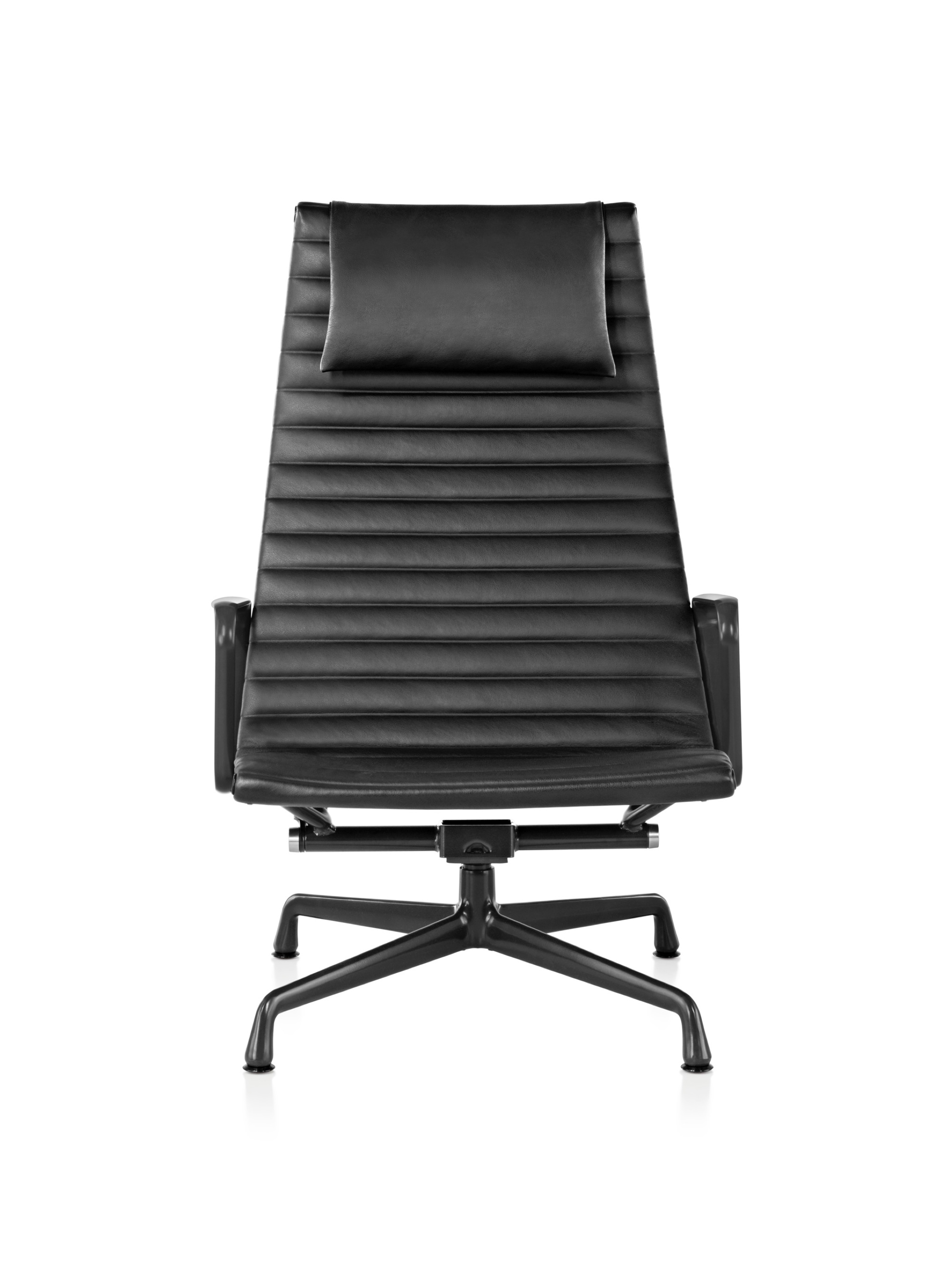 [乐竞平台 - 坐具|躺椅|办公家具|设计师家具|伊姆斯户外躺椅]
