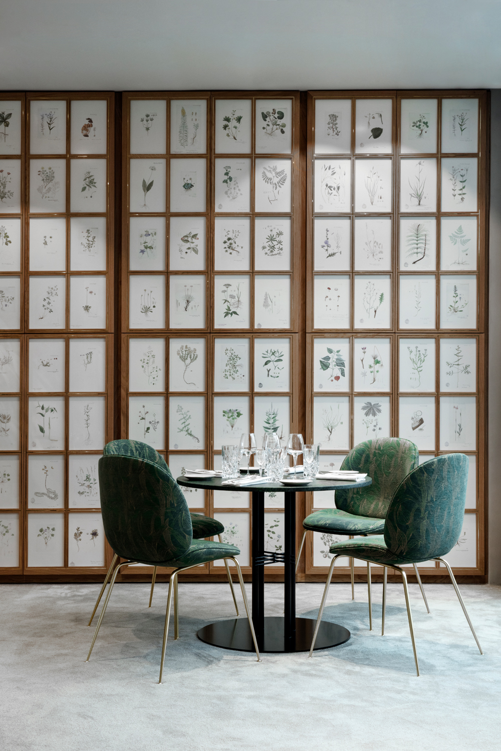 乐竞平台 - 桌几|餐桌|办公家具|设计师家具|TS圆柱餐桌