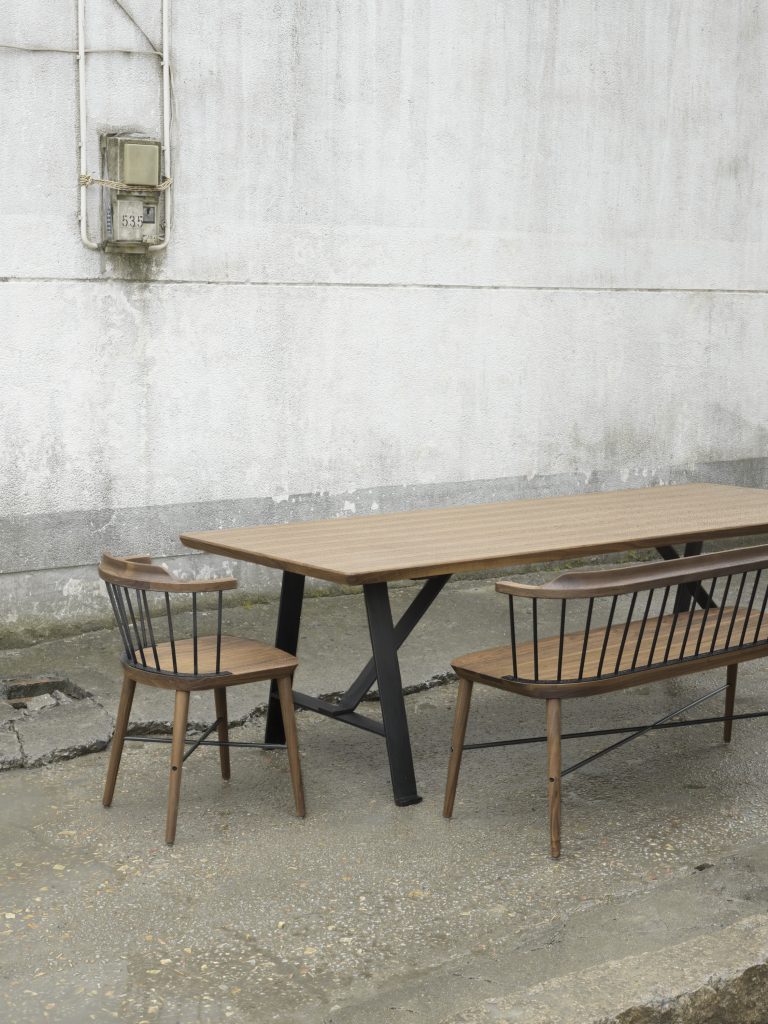乐竞平台 - 坐具|餐椅|办公家具|设计师家具|Exchange Highback 椅子