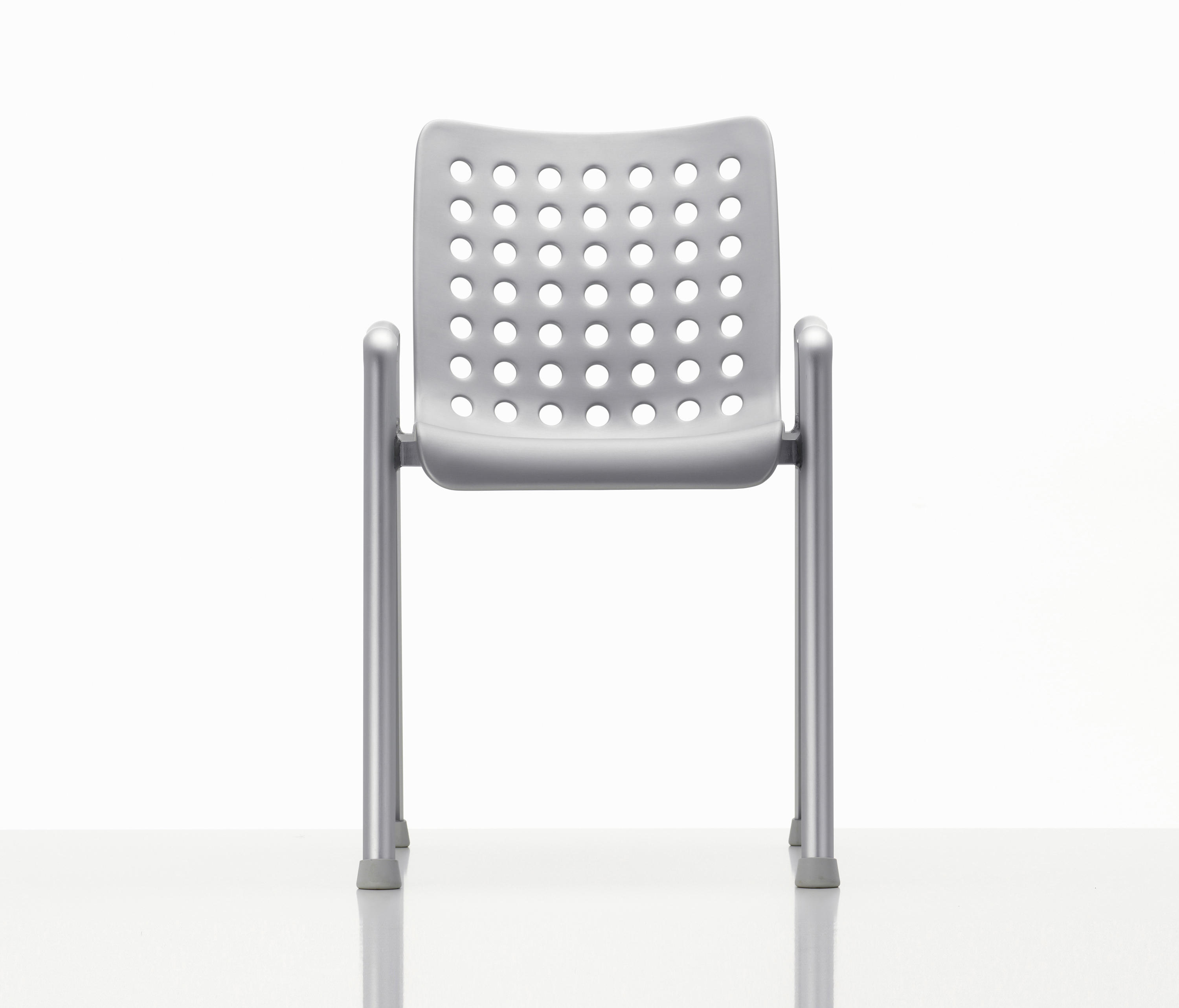 [乐竞平台 - 坐具|餐椅|办公家具|设计师家具|兰迪户外餐椅]