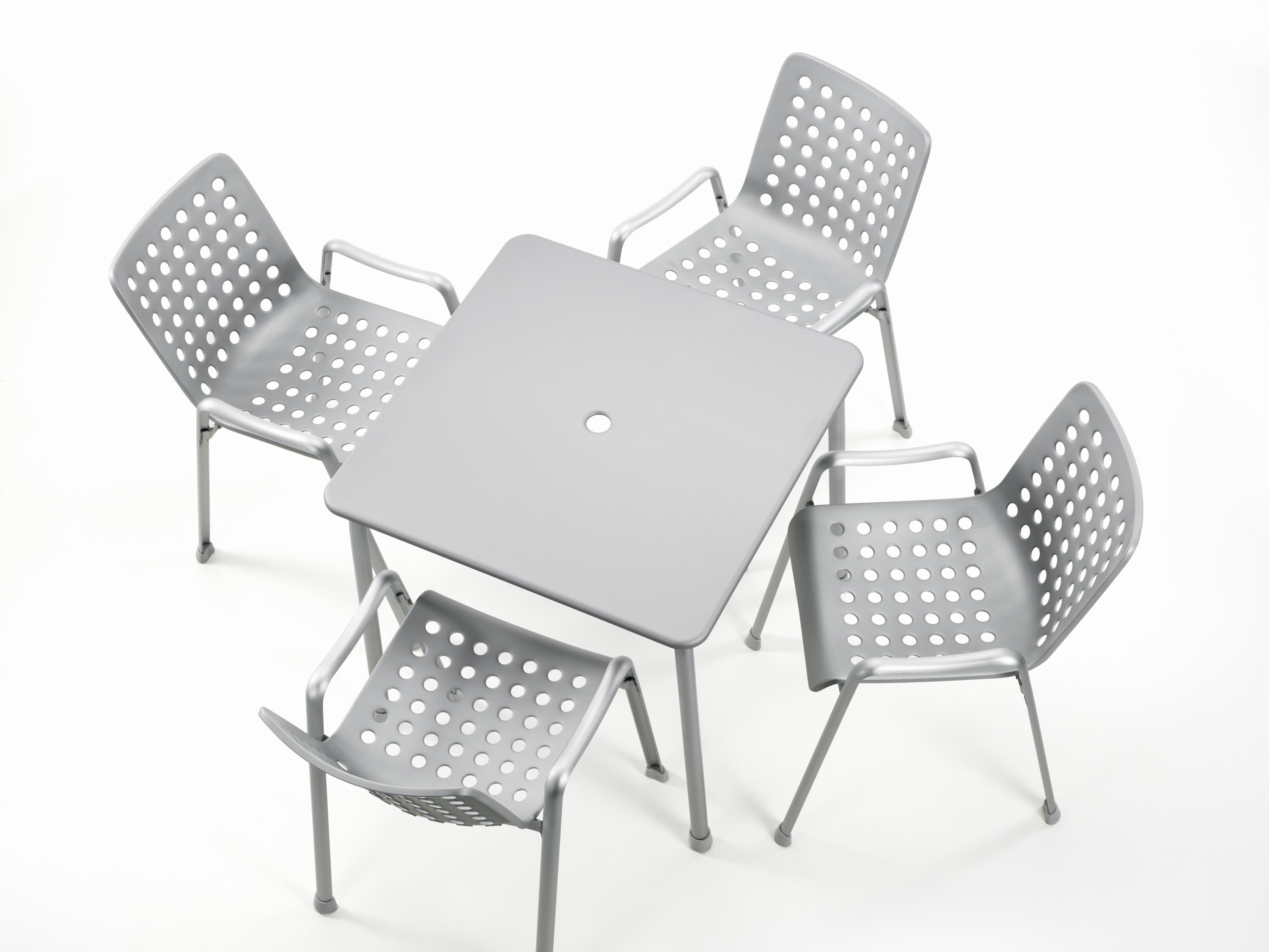 乐竞平台 - 坐具|餐椅|办公家具|设计师家具|兰迪户外餐椅